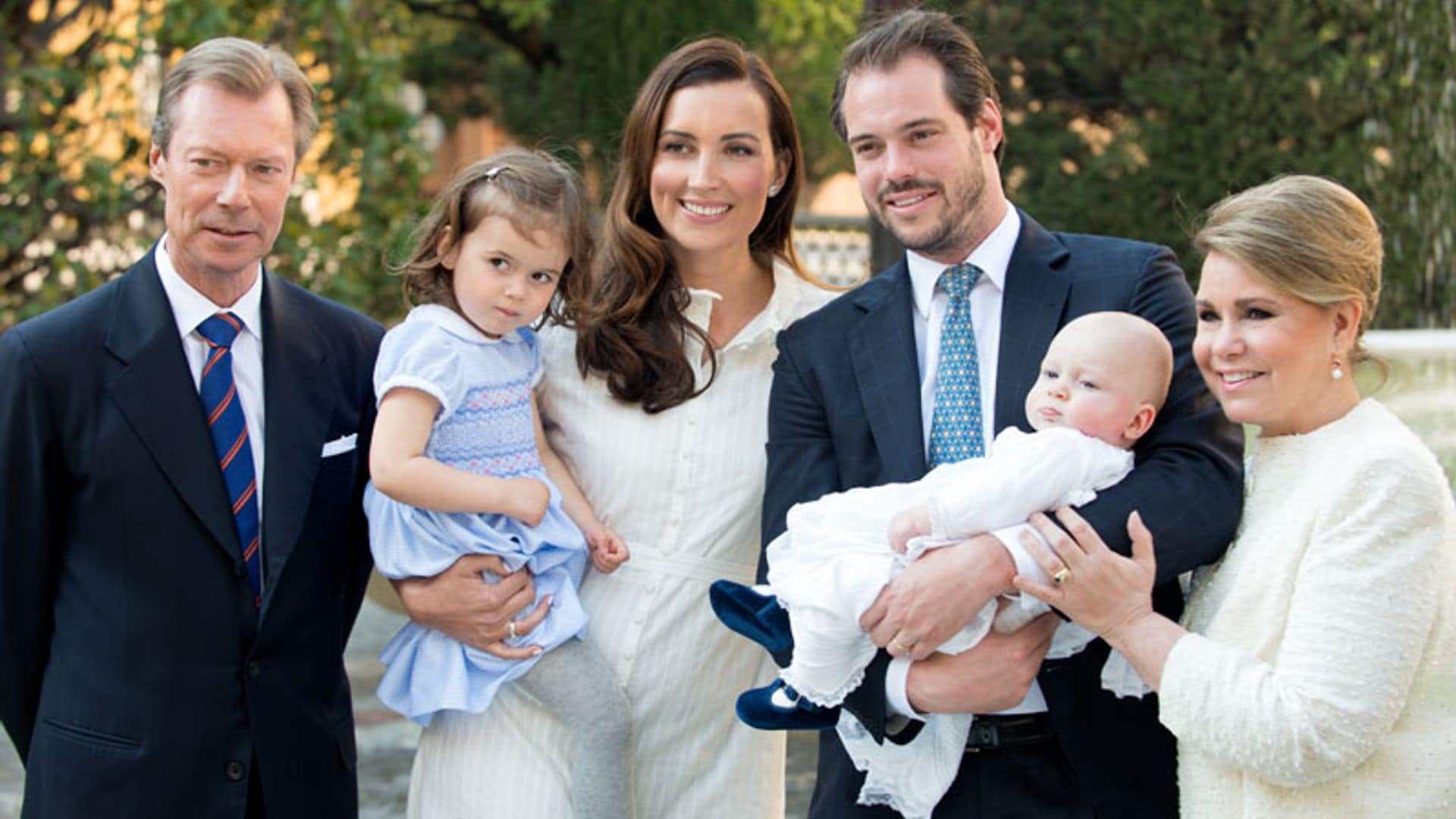 La Familia Gran Ducal de Luxemburgo celebra el bautizo del príncipe Liam en el Vaticano