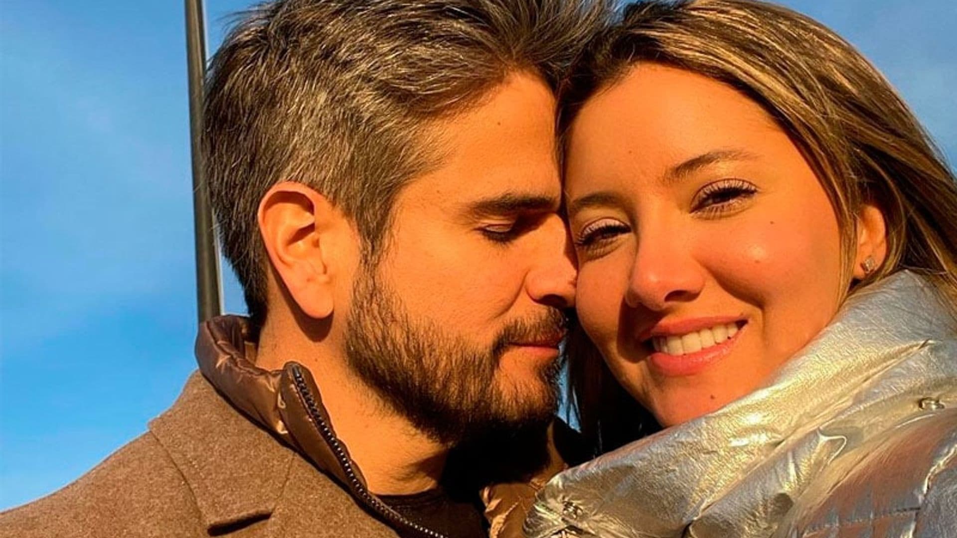 A punto de celebrar su primera Navidad juntos, Daniel Arenas y Daniella Álvarez se escapan a NY