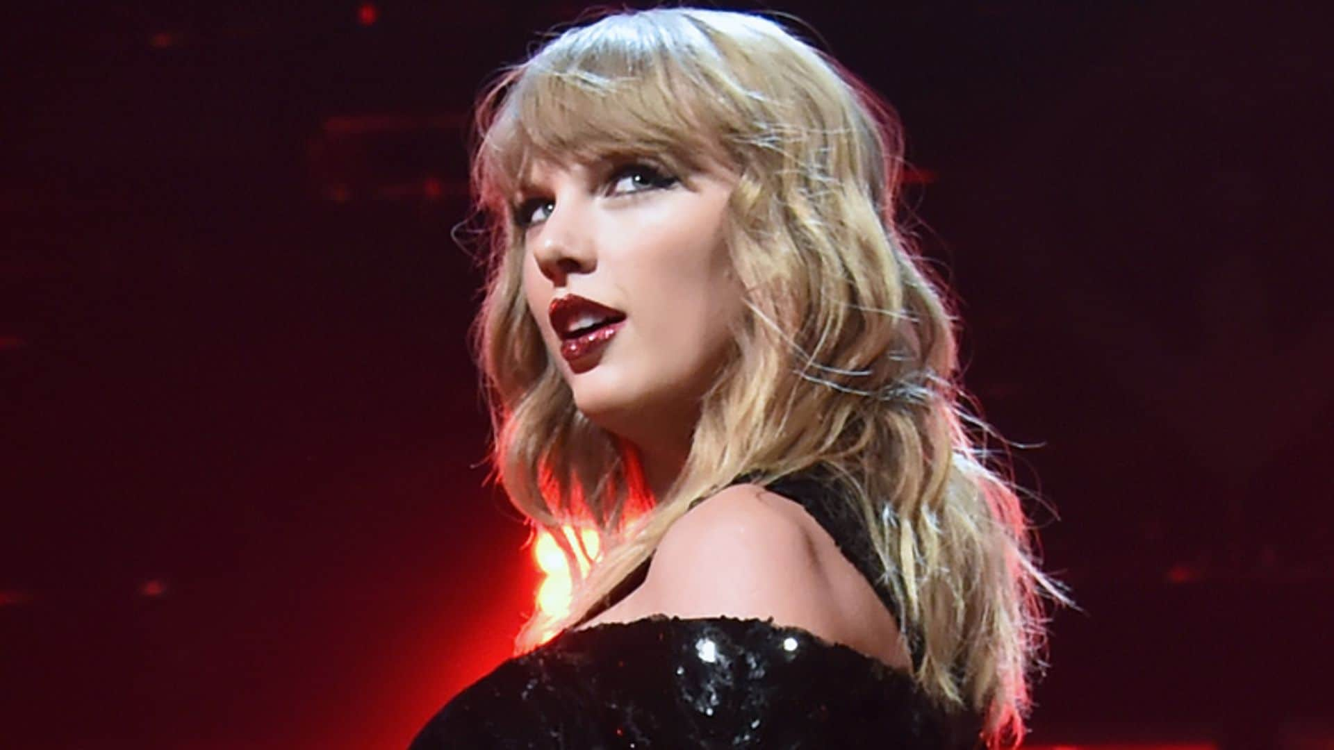 Taylor Swift y estas 'celebs' te dan las claves para tu peinado de graduación