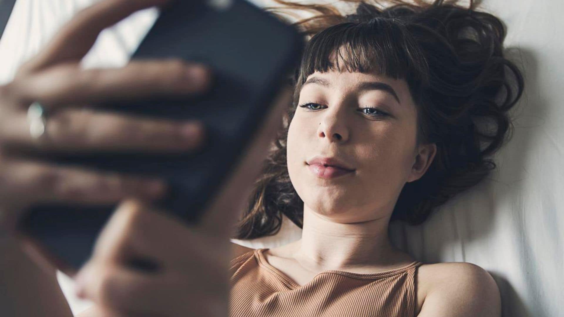 Adolescentes que usan apps de citas para ligar: qué hacer como padres en esta situación