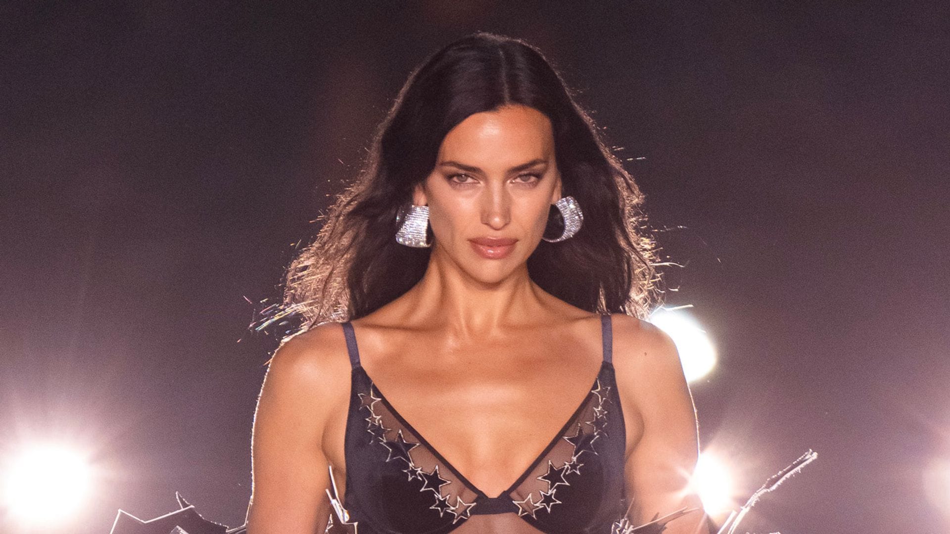 Las tiernas fotos de Irina Shayk junto a su hija a ocho años del VSFS en el que lució su embarazo