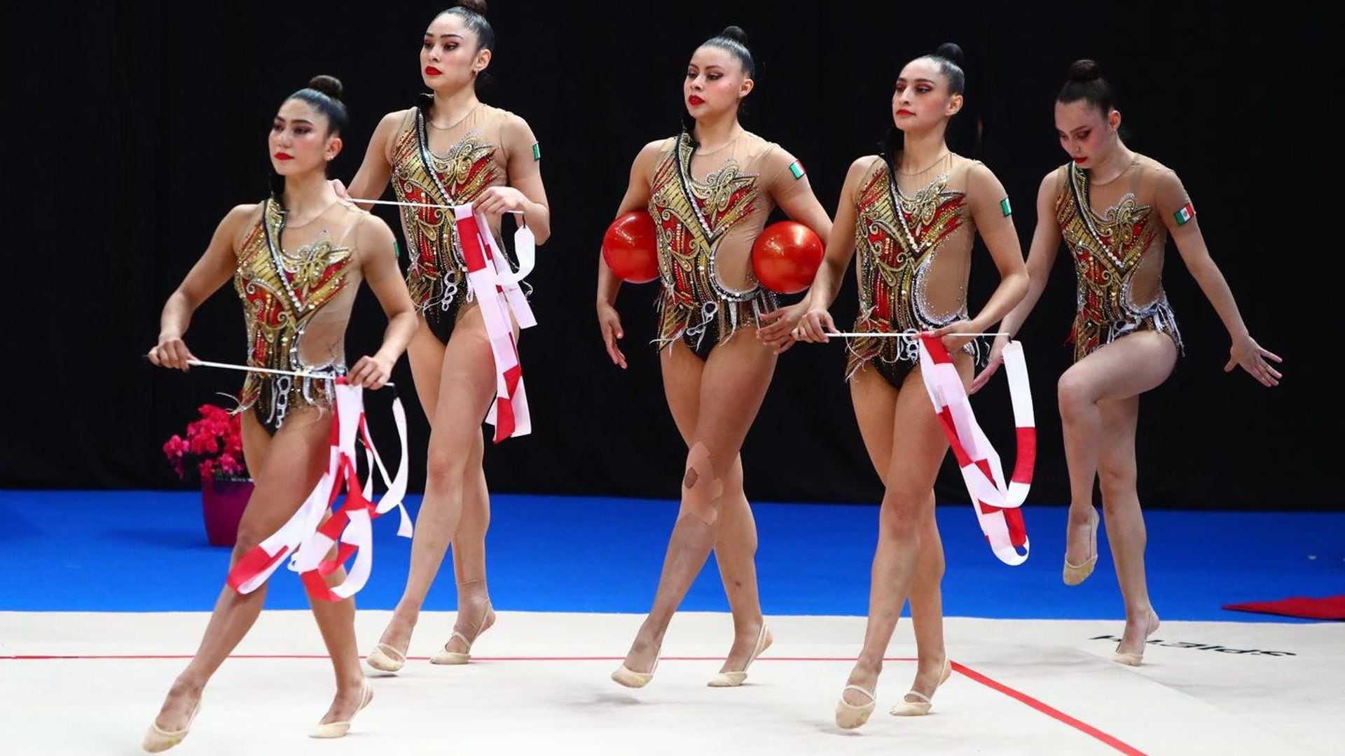El equipo mexicano de gimnasia artística cierra su participación en Grecia con tres medallas