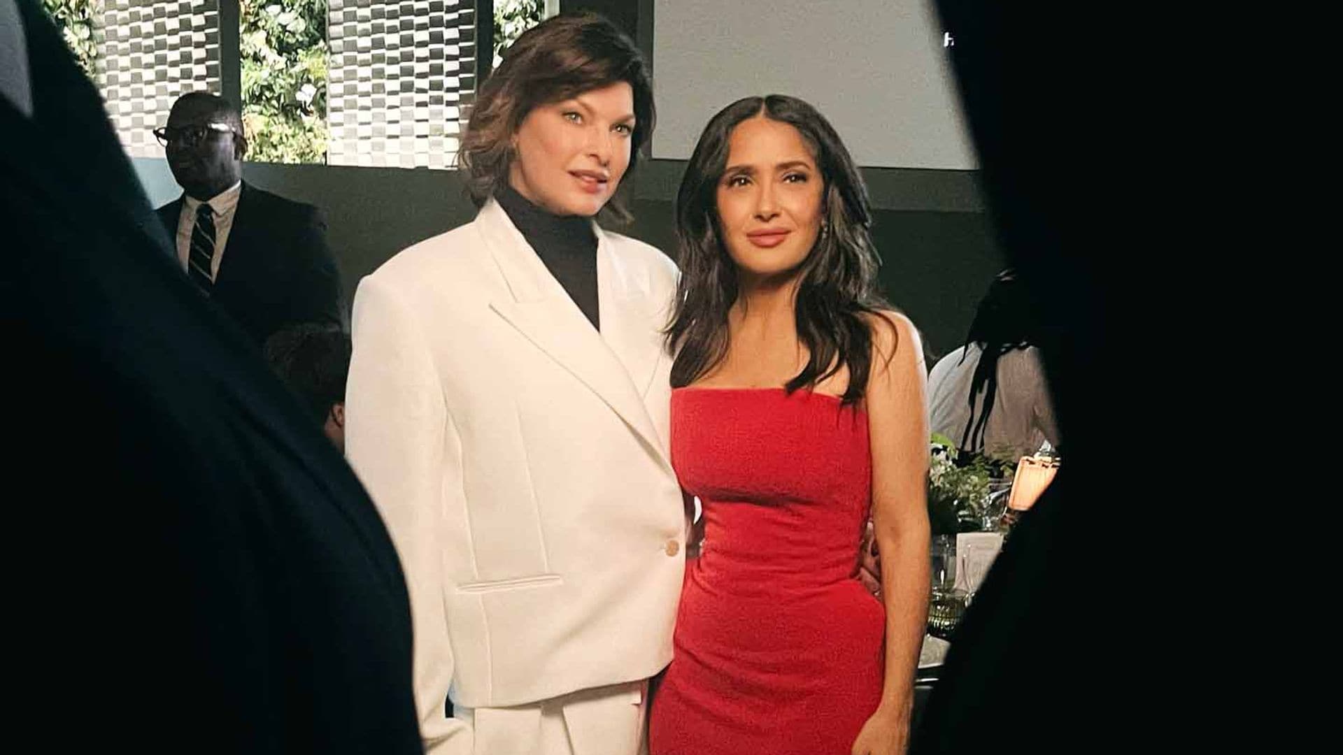 Salma Hayek agradece el cariño y el apoyo de Linda Evangelista, la ex de su marido