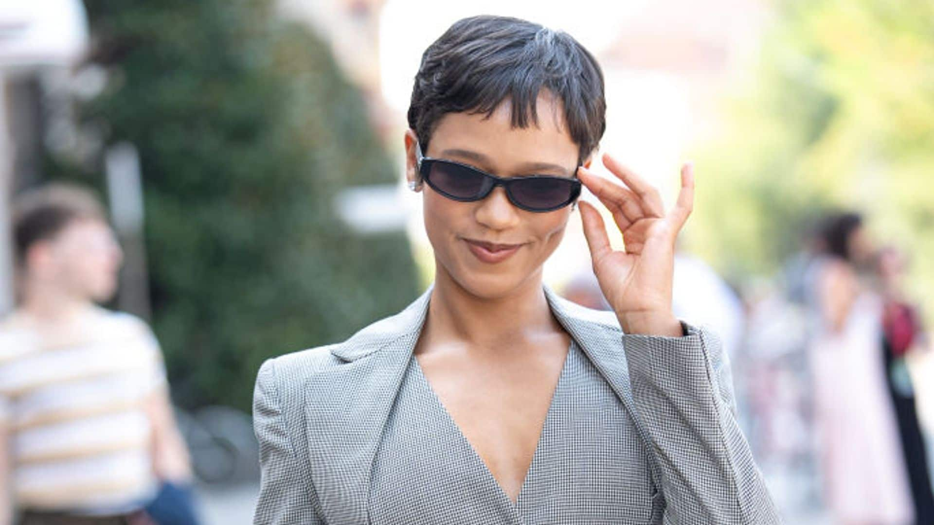 Taylor Russell confirma que es un icono del estilo con sus últimos ‘looks’