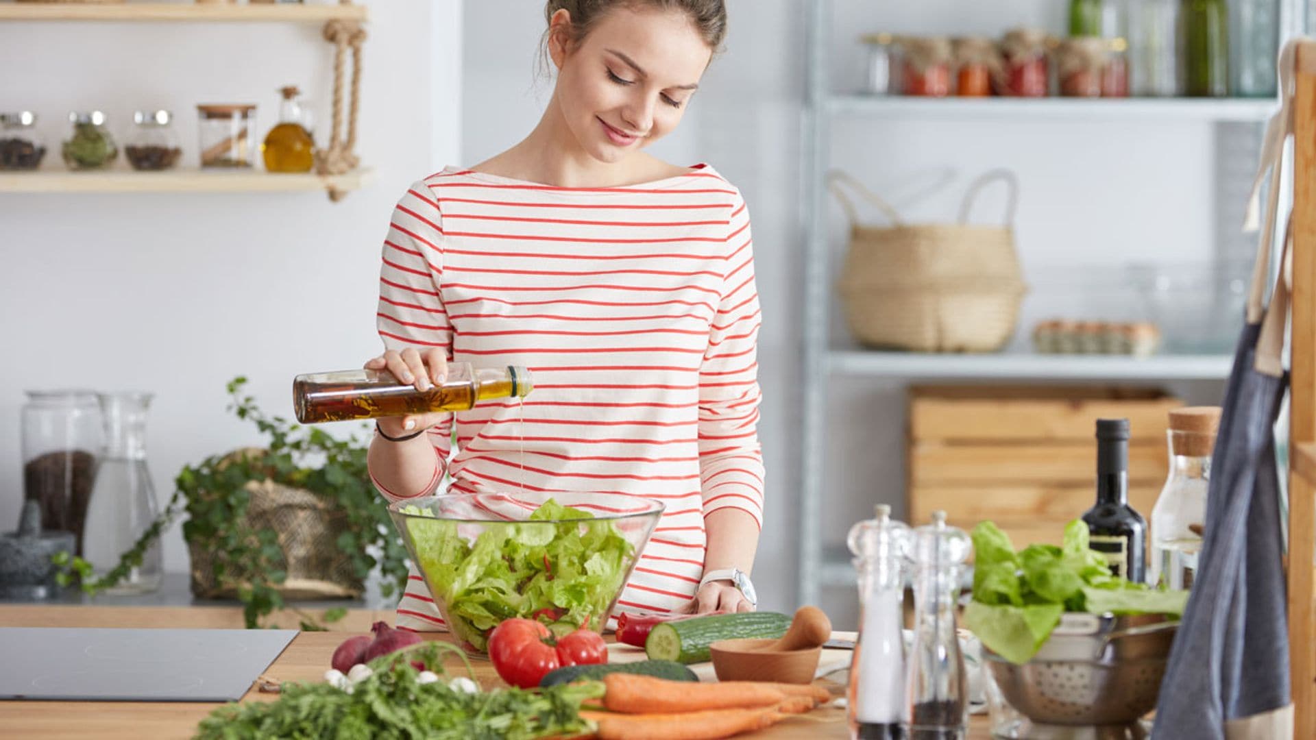 Coco, oliva, girasol... ¿Qué aceite es más saludable según los expertos?