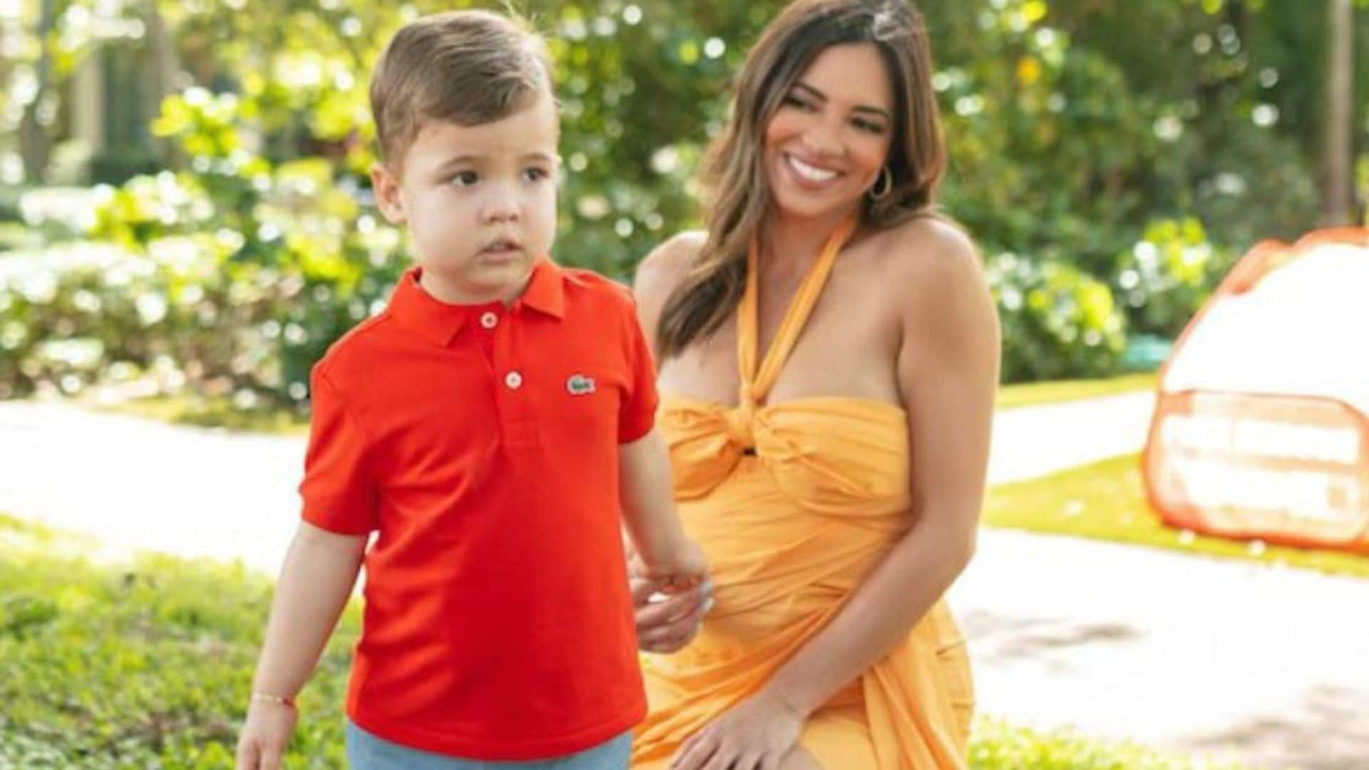 En vísperas de fin de año, Pamela Silva y su hijo Ford Liam disfrutan de Nueva York