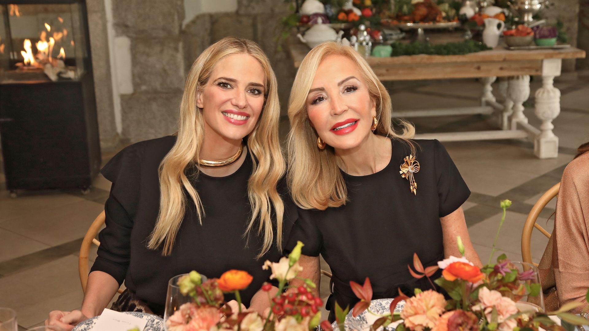 ‘Friendsgiving’ con Rochas: Un encuentro íntimo entre amigas para agradecer los momentos más especiales del año