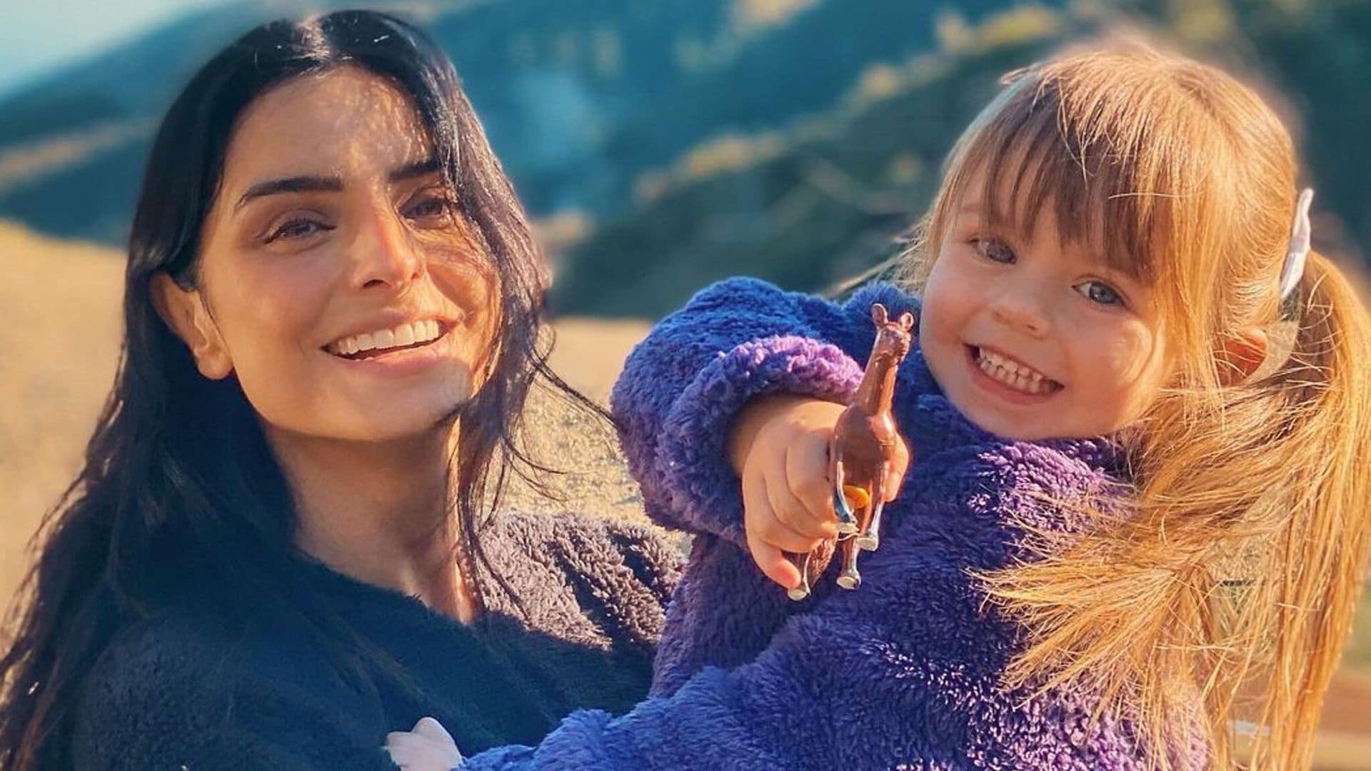 Aislinn Derbez revela por qué su hija no aparecerá en ‘De viaje con los Derbez 2’