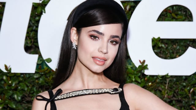 sofia carson descendants family feud