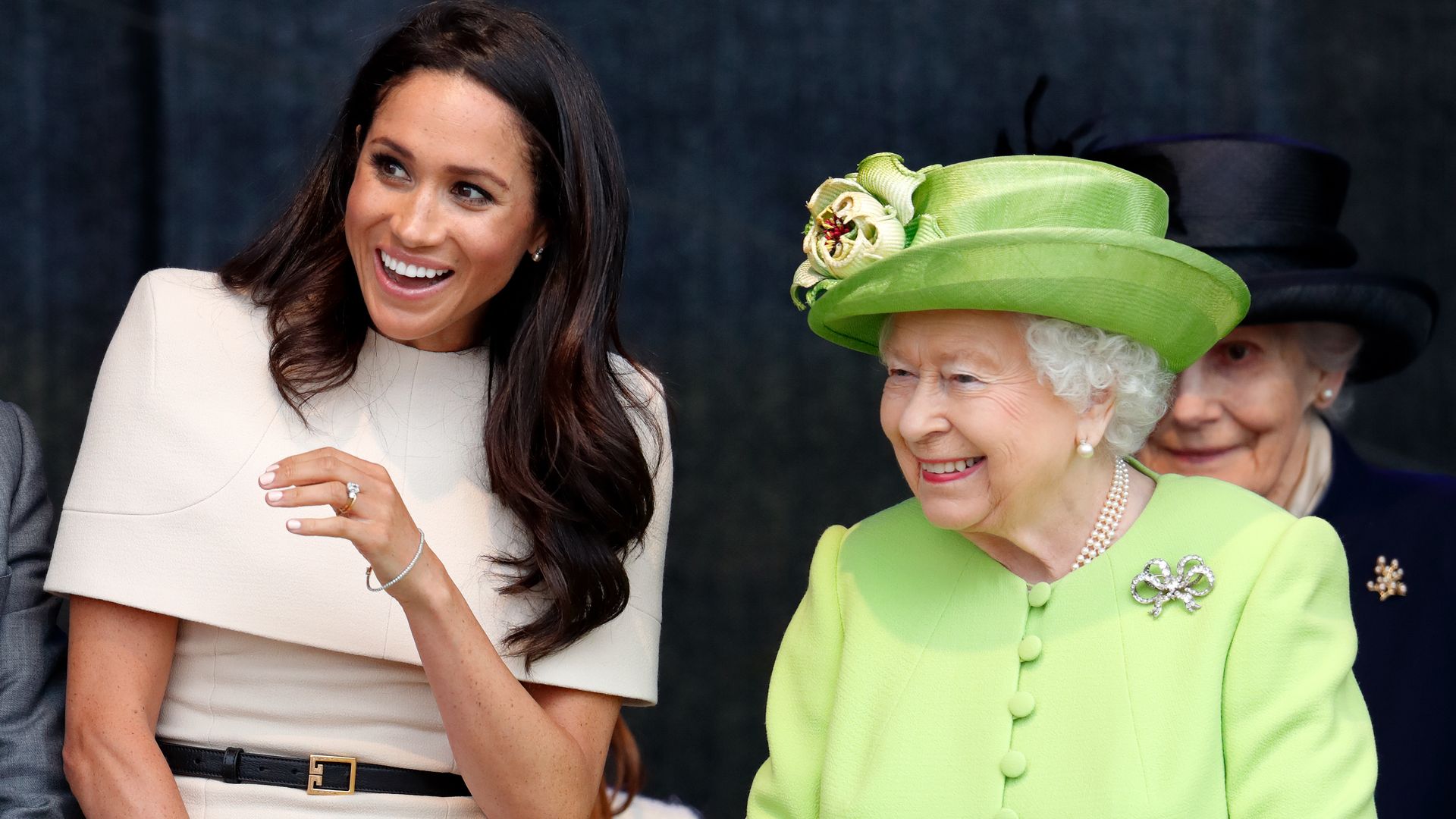 El guiño a la reina Isabel II detrás del nuevo logo de la marca de Meghan Markle