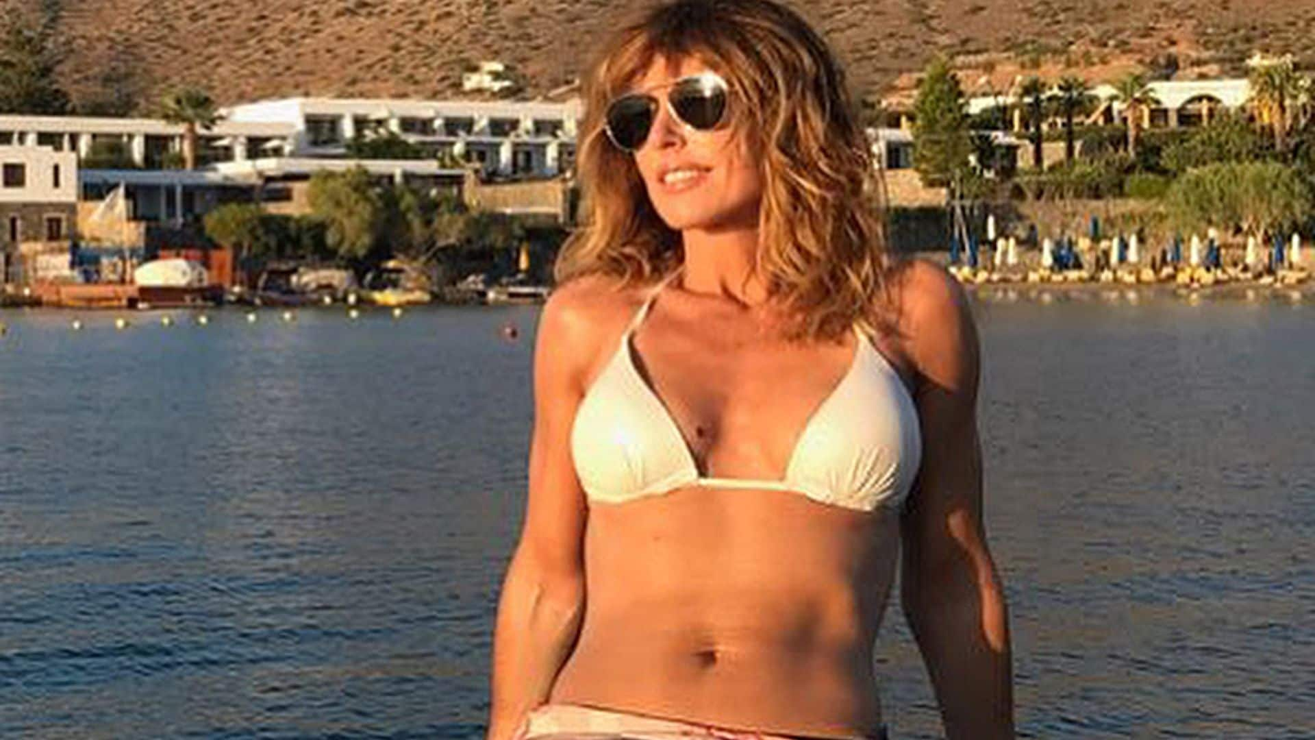 Emma García presume de tipazo durante sus vacaciones en familia