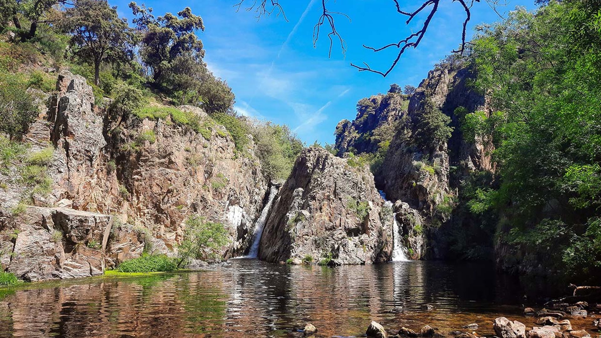 A falta de playa, piscinas naturales para refrescarte en Madrid