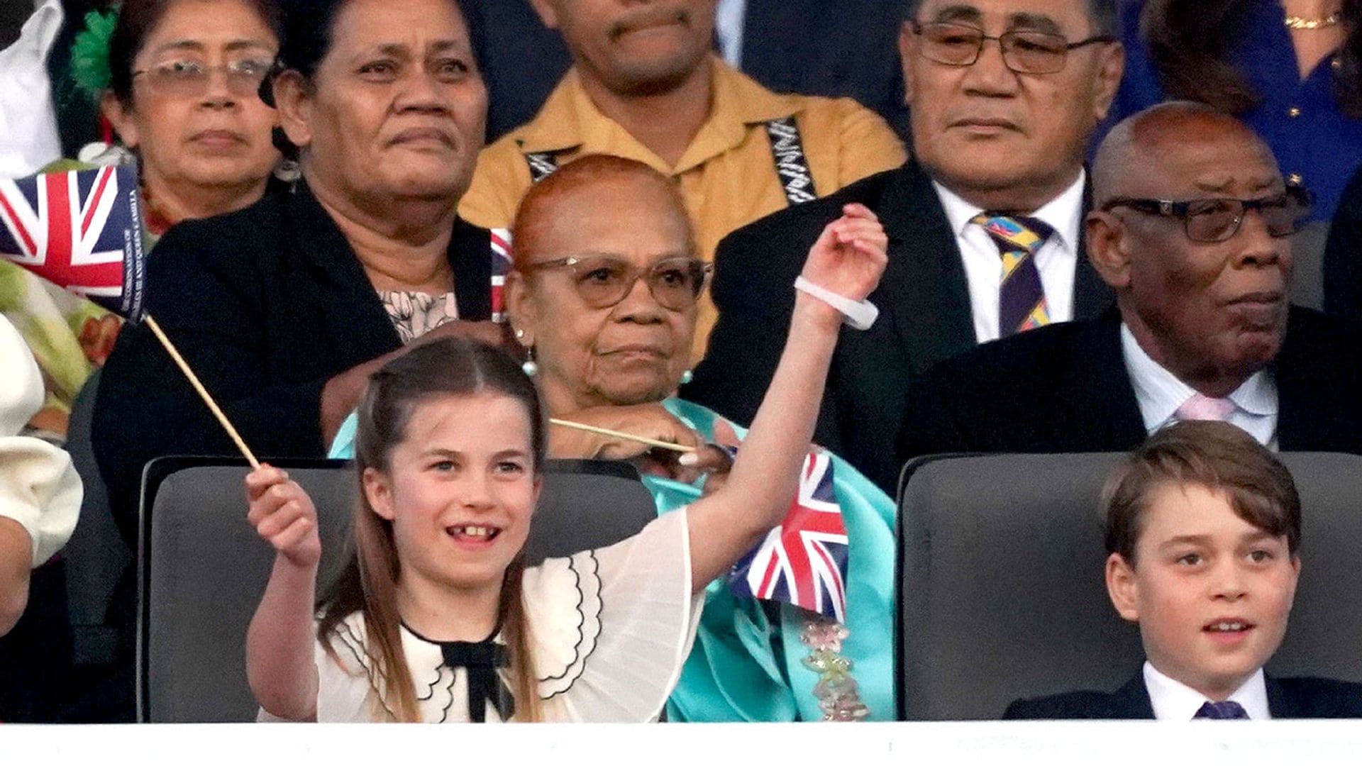 Charlotte y George se lo pasan en grande en el concierto de la coronación