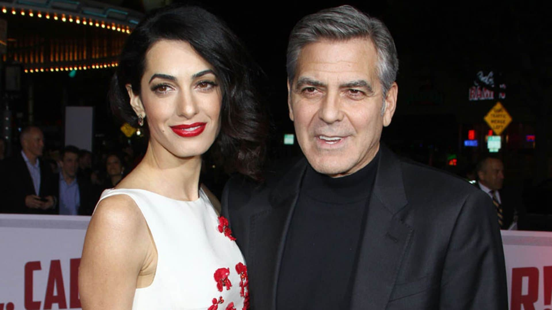 Ni te imaginas cuál ha sido la última iniciativa solidaria de George y Amal Clooney