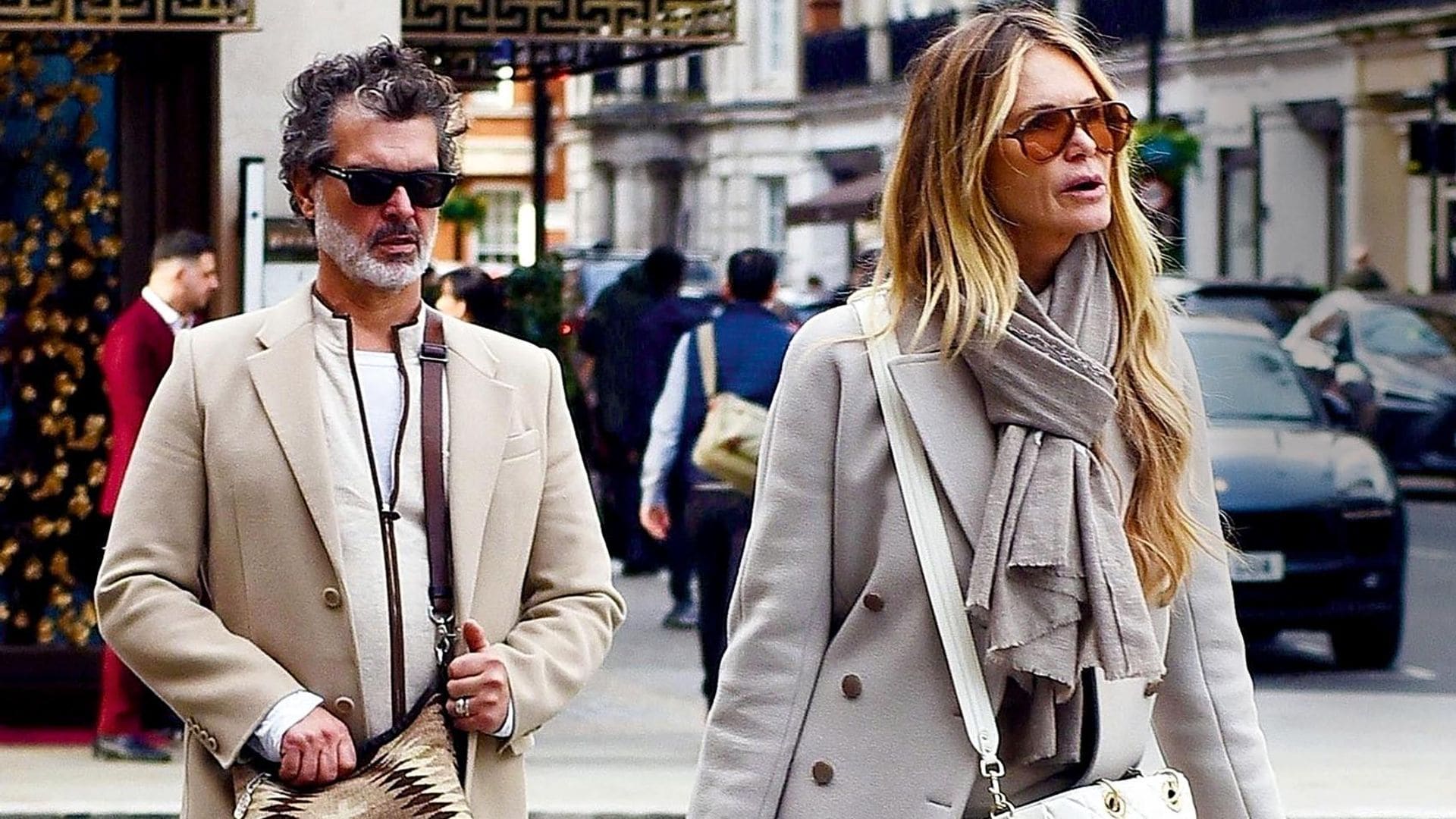 Elle McPherson lo ha vuelto a hacer: nuevo ‘twinning’ con su novio