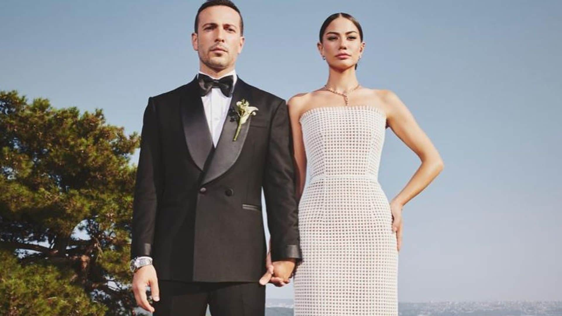 Tres vestidos para la novia, música y diversión: así ha sido la boda de la actriz turca Demet Özdemir