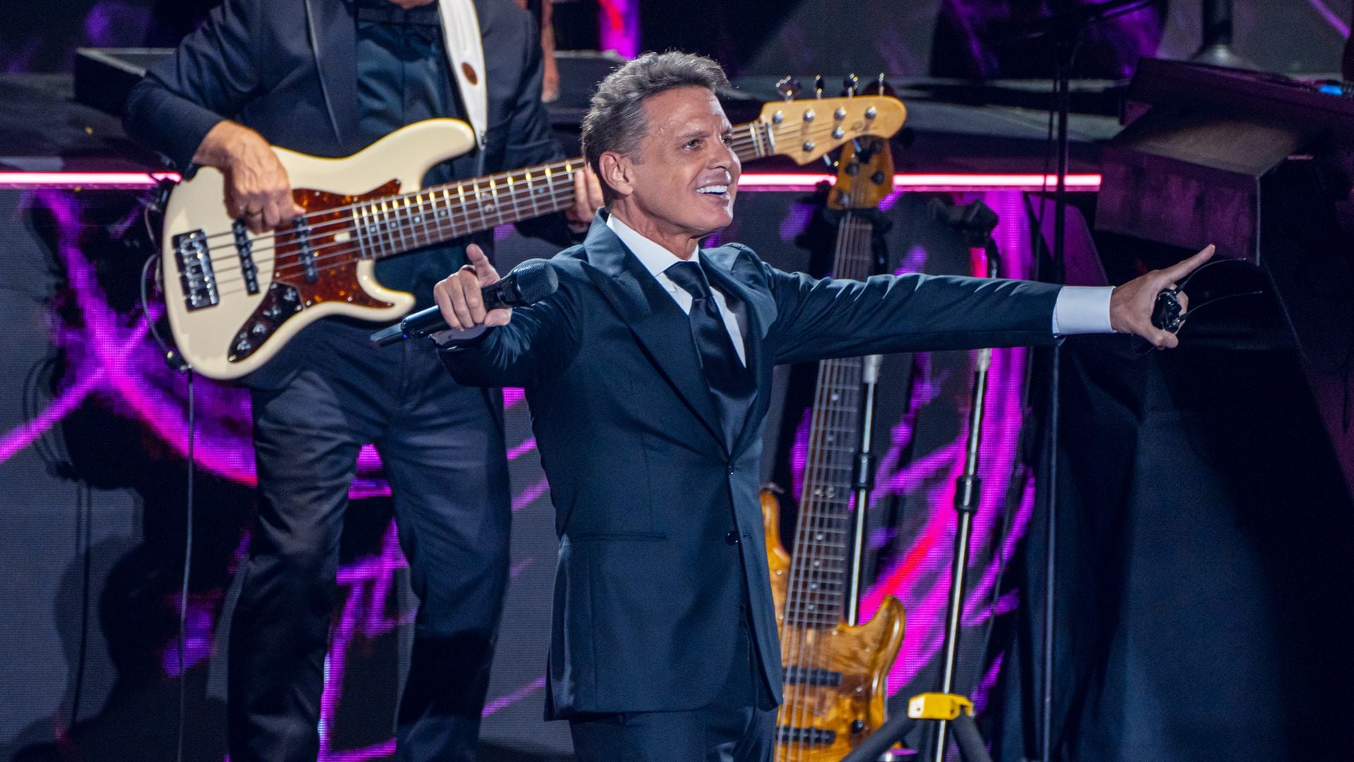 Luis Miguel pone fin a su periplo por España, entradas agotadas y desfile de estrellas: de Virginia Troconis y 'El Cordobés' a Paula Echevarría