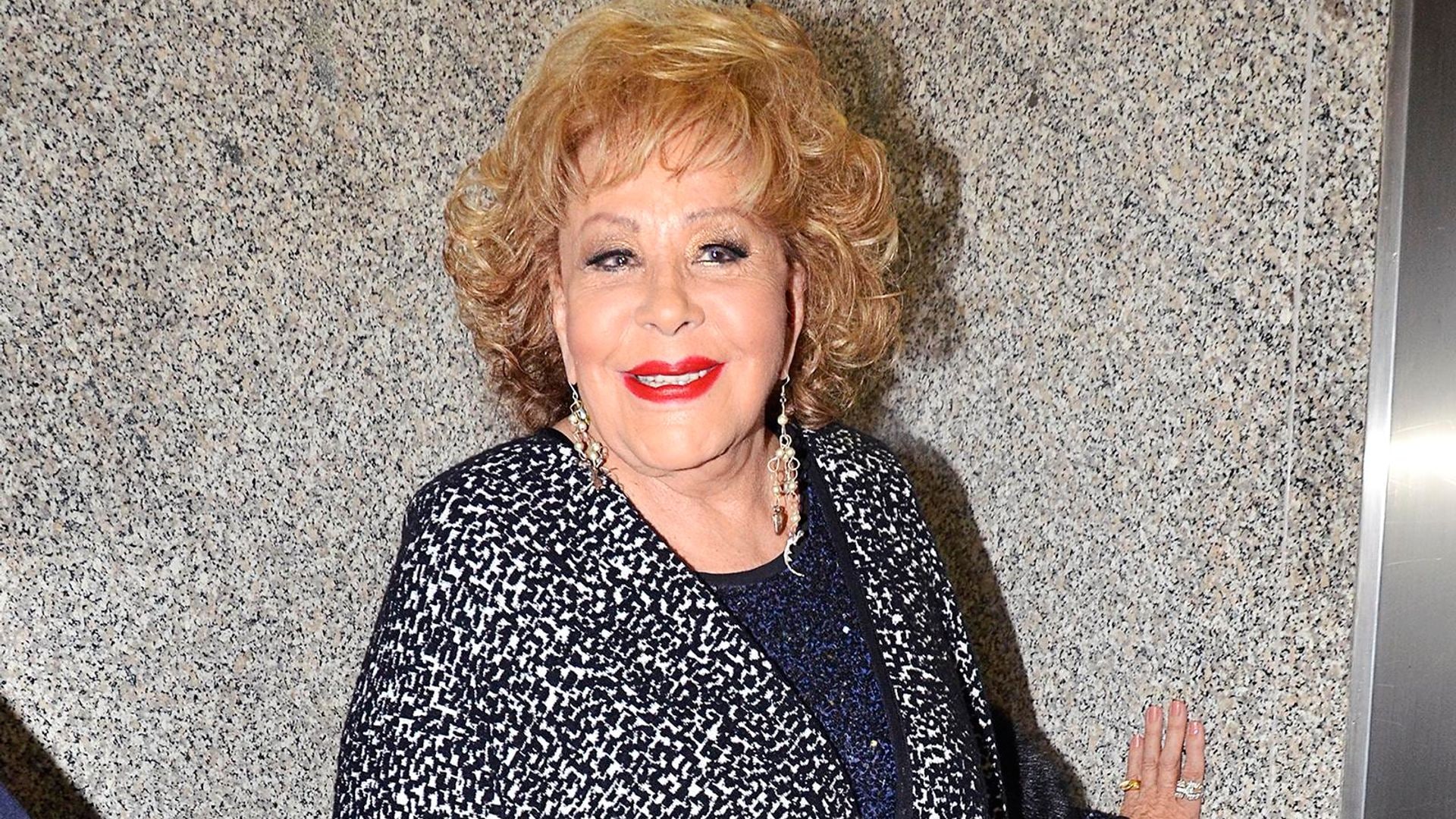 Silvia Pinal regresa al teatro a sus 90 años | ¡HOLA!