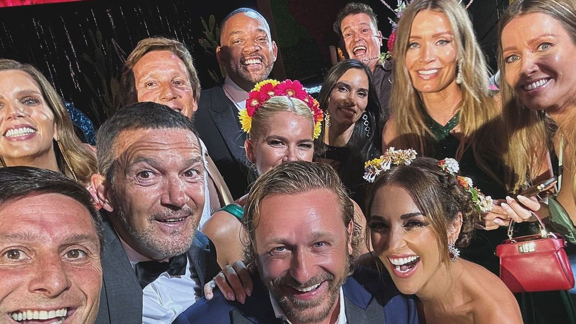 El divertido 'selfie' de los invitados de Starlite con Will Smith que recuerda a los premios Oscar 2014