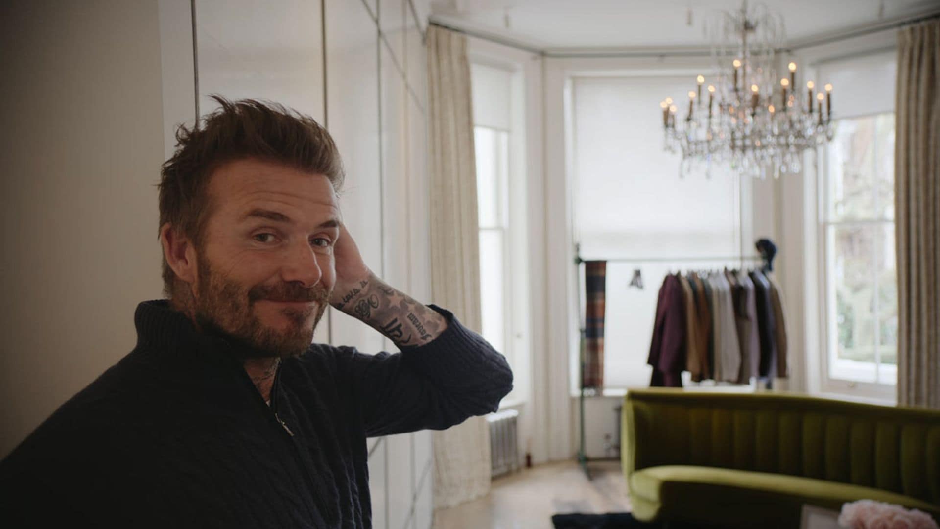 David Beckham enseña los secretos de su armario: camisas y ropa interior organizados por colores