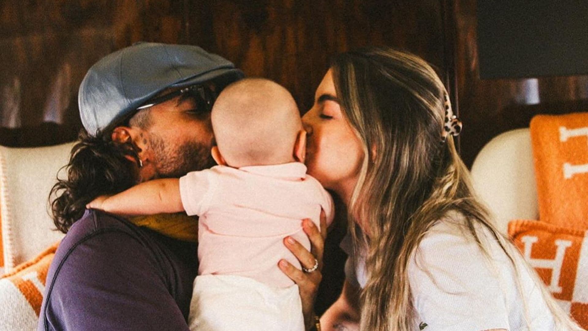 ¡Papá feliz! Maluma celebra lleno de amor los seis meses de su hija, Paris