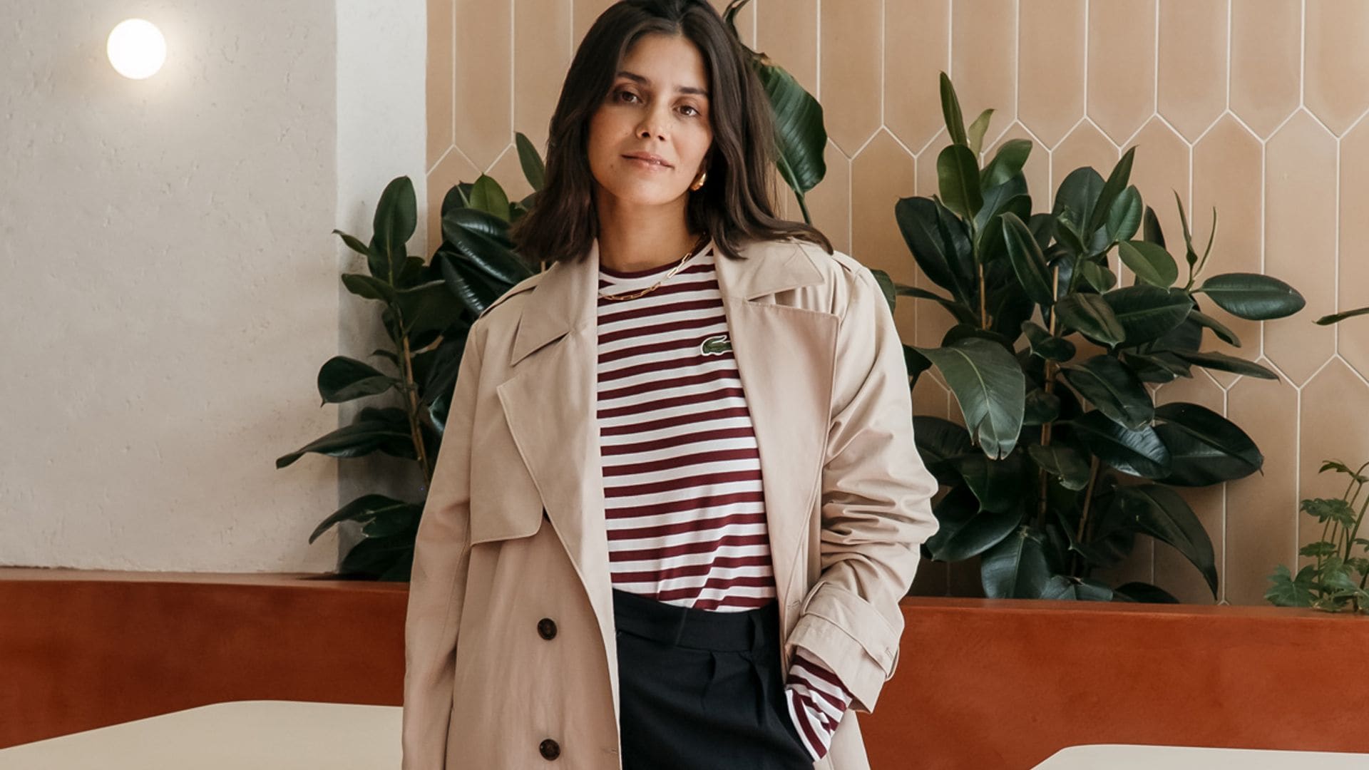 Copia el look cómodo de María García de Jaime para sobrevivir al otoño con estilo