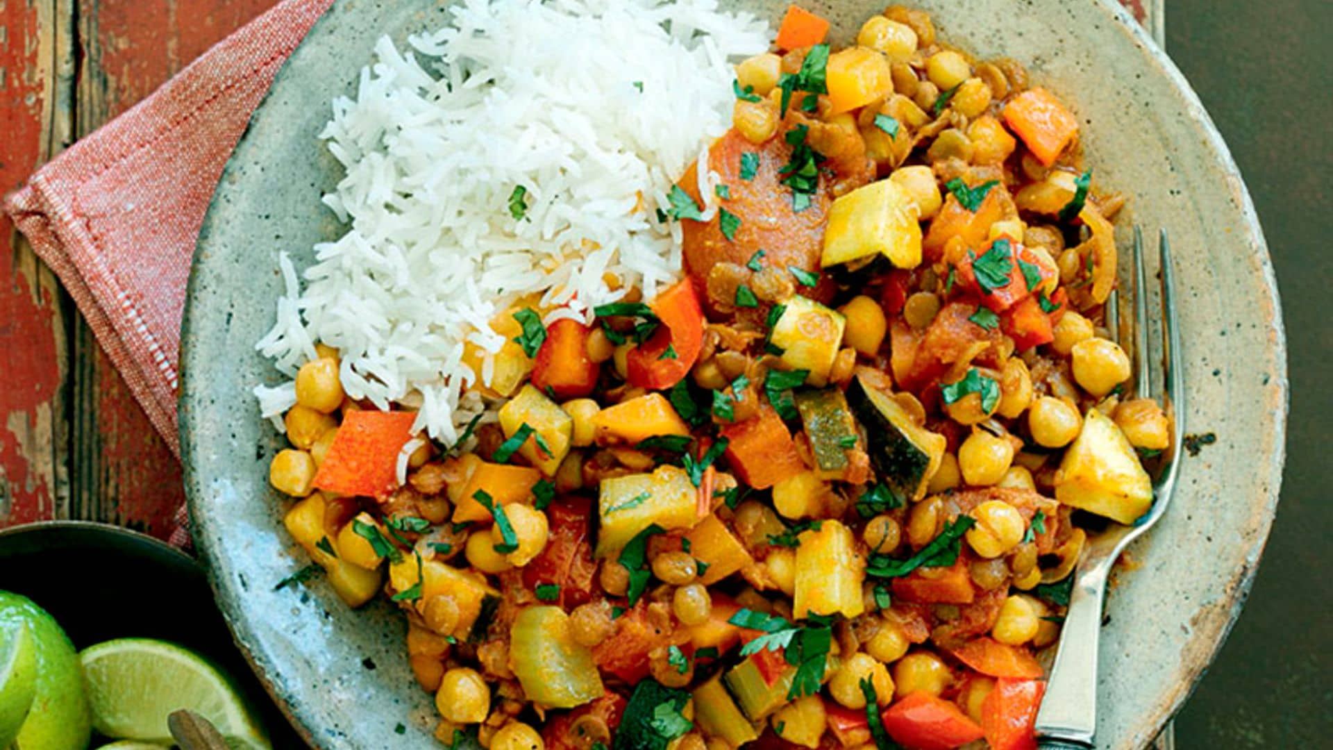 Ensalada de arroz, garbanzos y lentejas