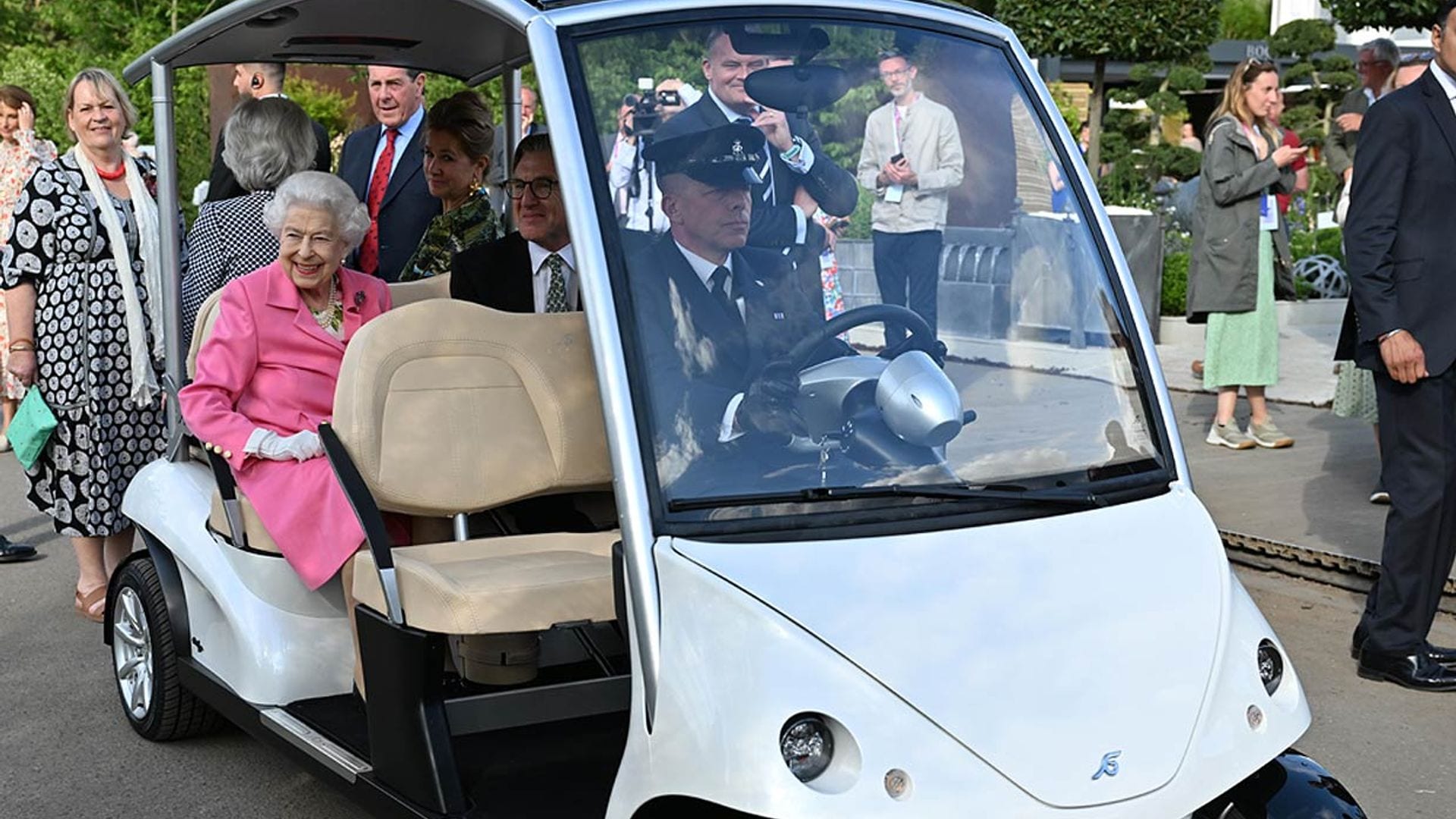 La nueva 'carroza' con la que Isabel II se mueve en sus actos públicos