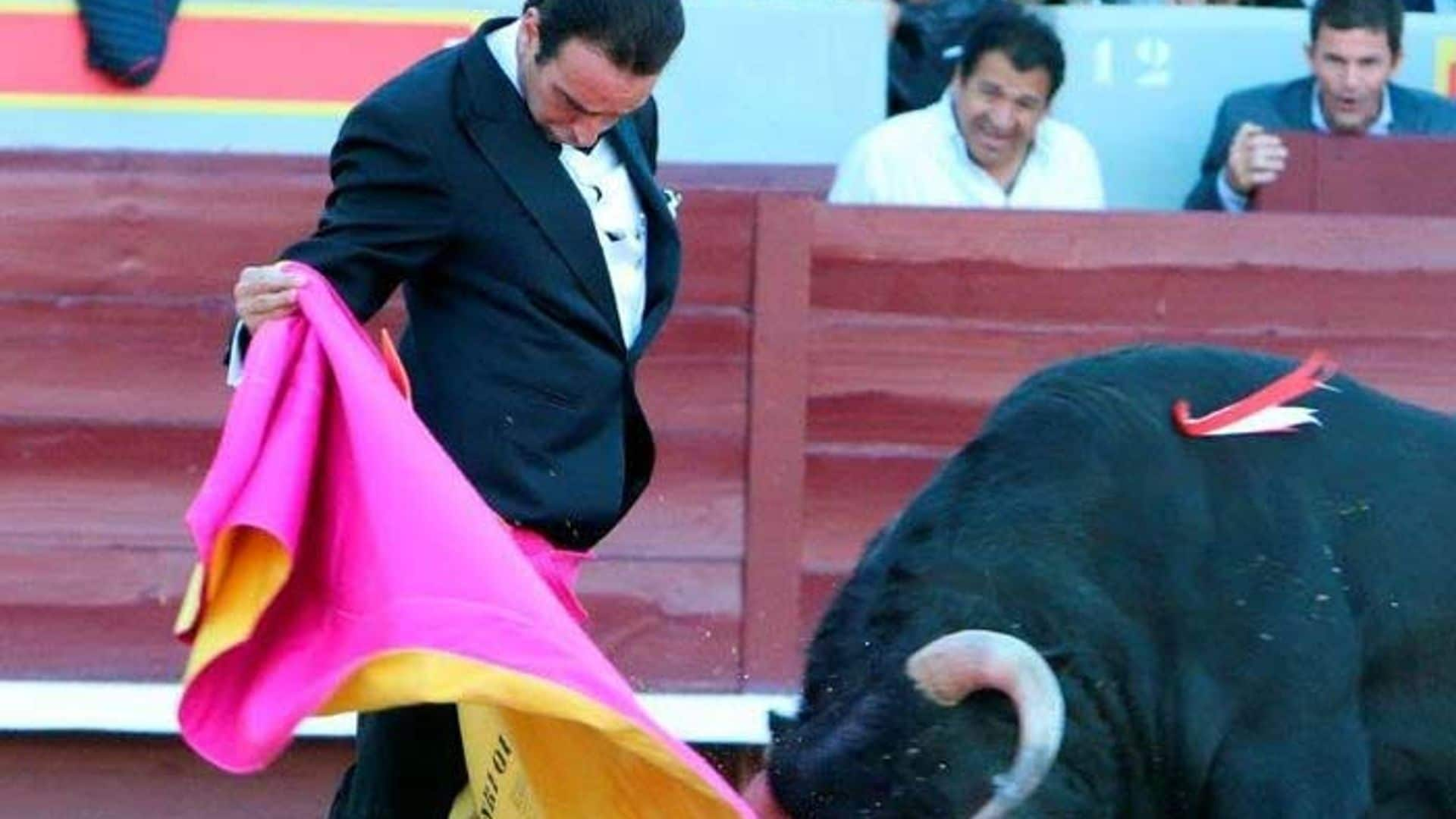 Enrique Ponce o cómo hacer historia en el ruedo vestido de esmoquin