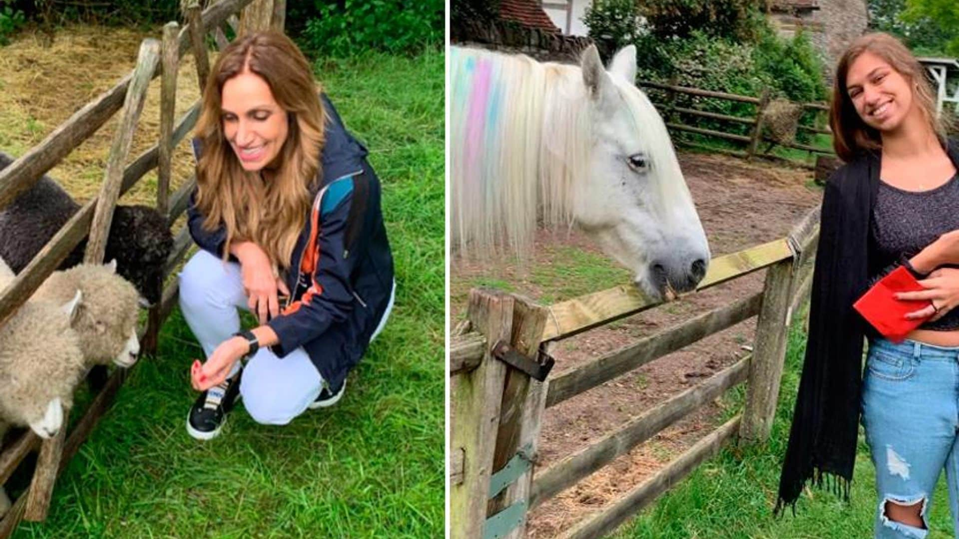 Lili Estefan y su familia disfrutan de un paseo en la campiña inglesa