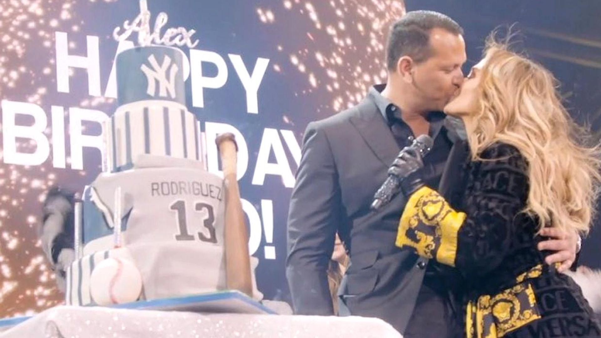 Las sorpresas de Jennifer Lopez a Alex Rodriguez en su cumpleaños