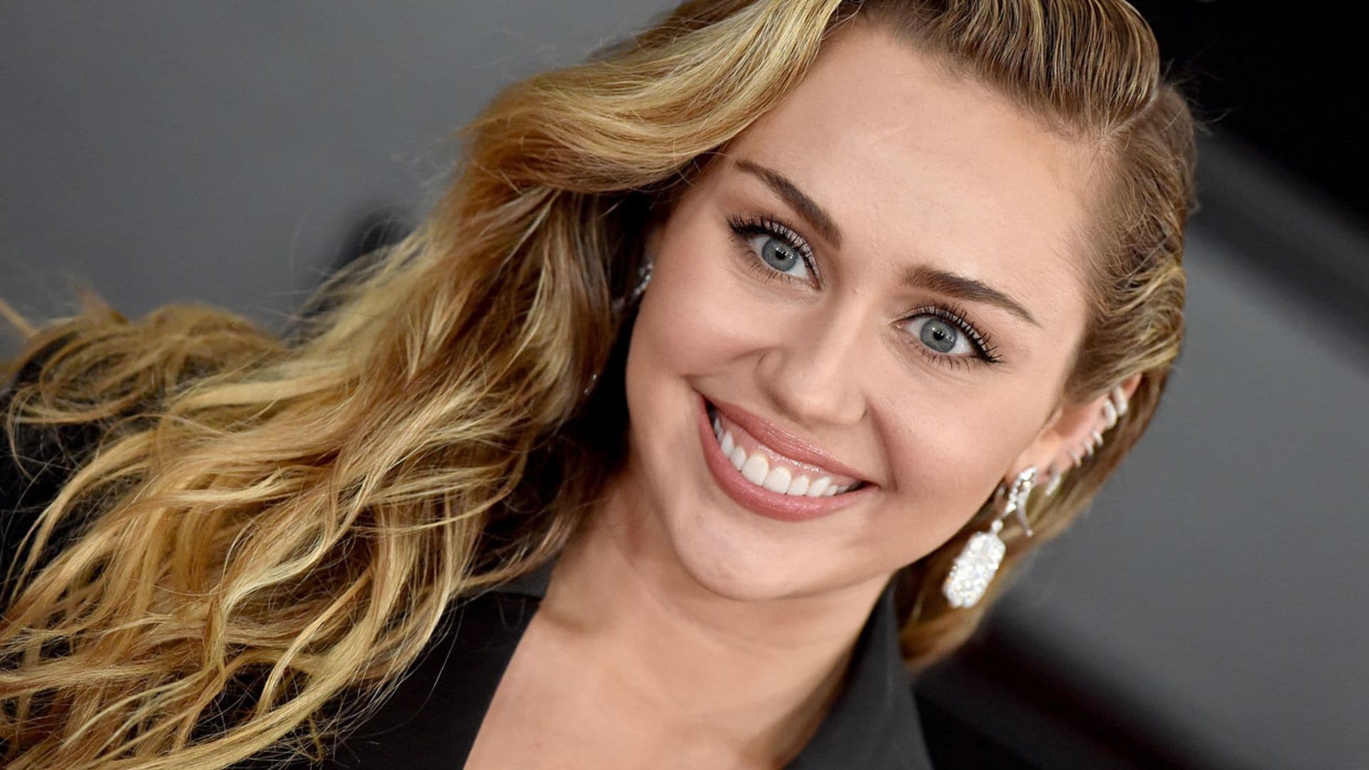 ¿Harry Styles o Justin Bieber? Miley Cyrus confiesa a quién preferiría besar