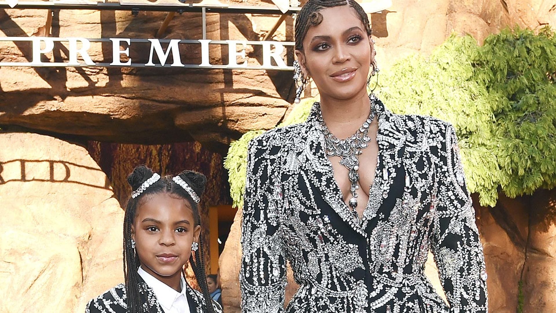 La aparición estelar de Beyoncé y su hija con 'looks' a juego