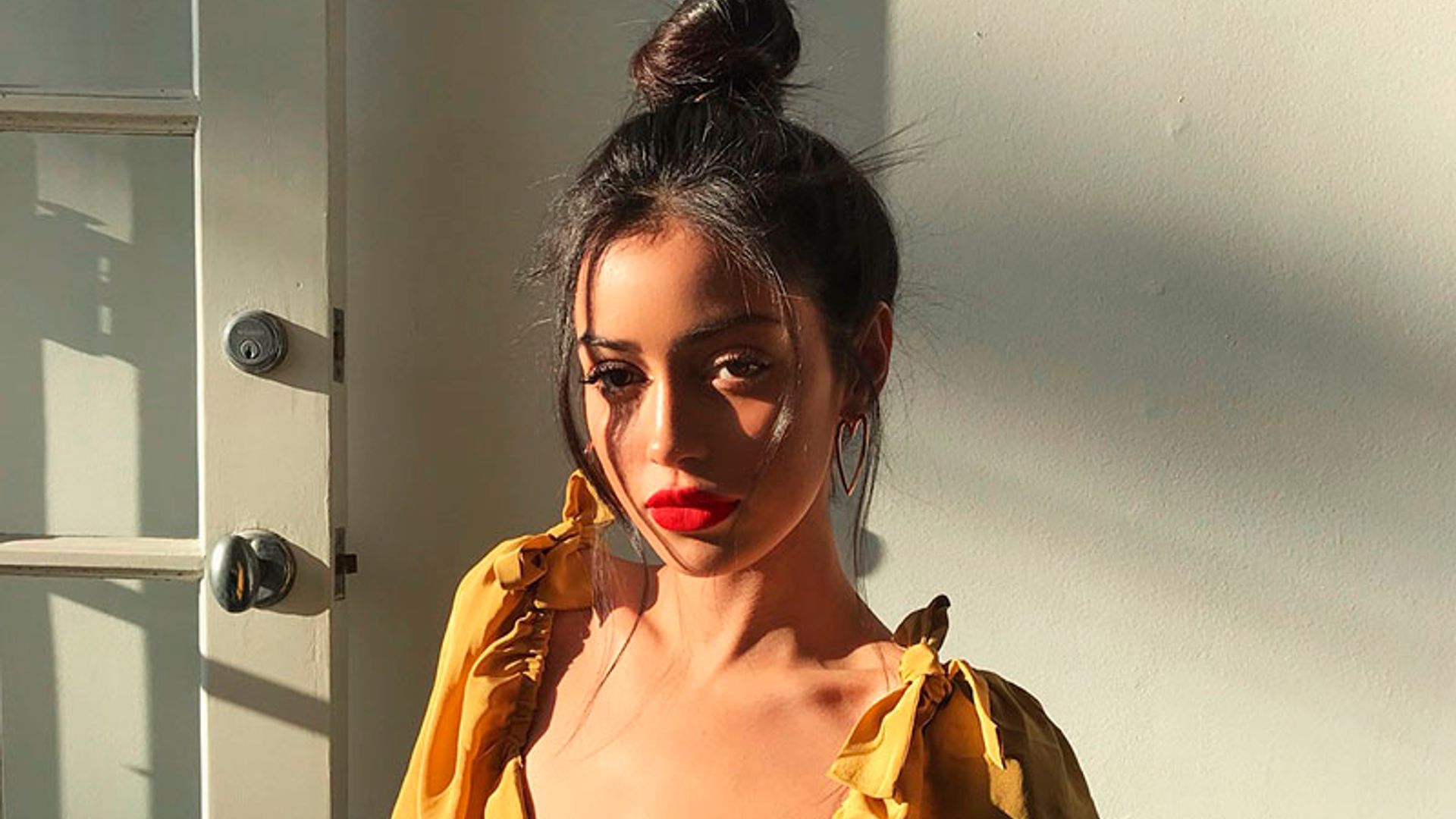 Cindy Kimberly y el sencillo gesto de belleza con el que ahorrar en ropa