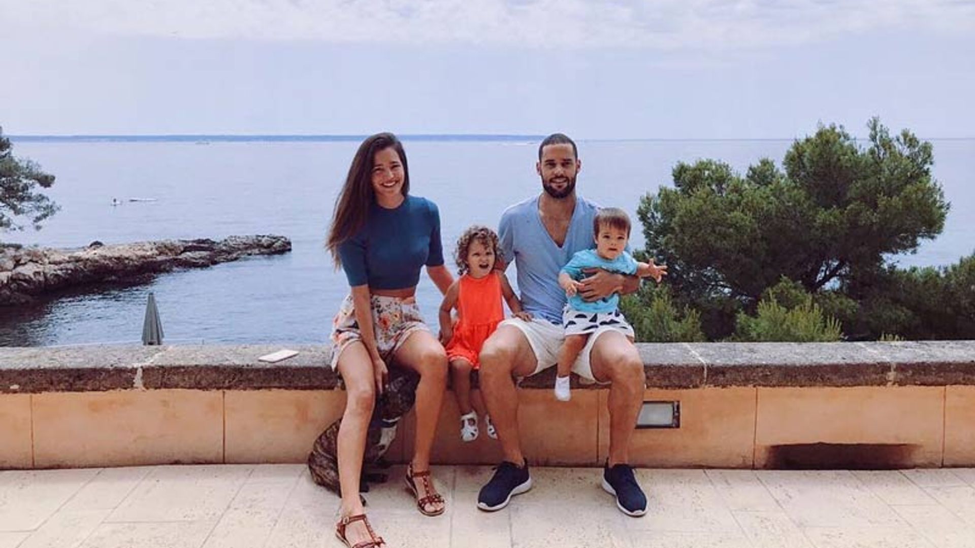 ¡De China a Mallorca! Malena Costa, Mario Suárez y sus hijos, días de relax en la tierra de la modelo