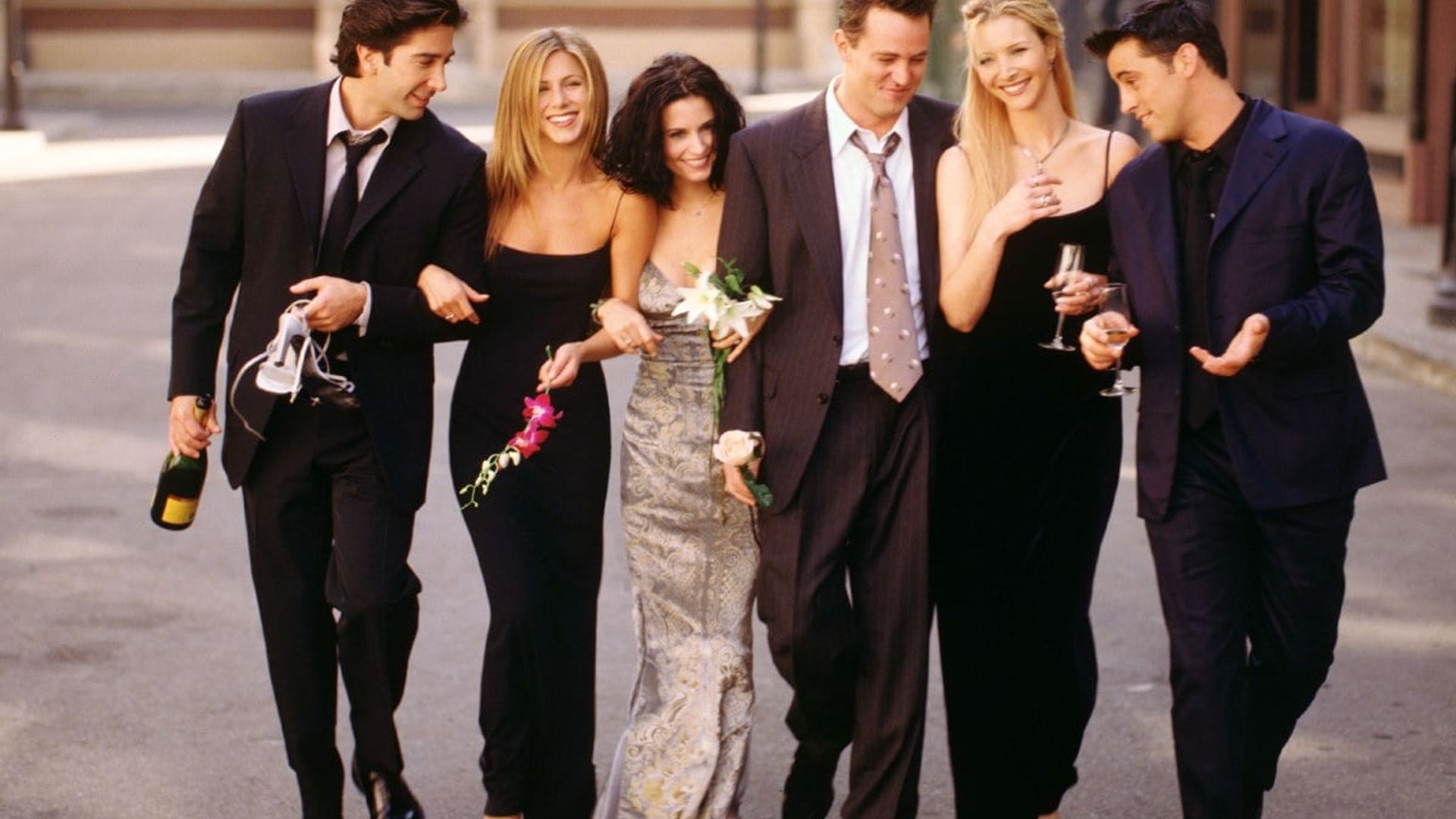 Los creadores de la serie Friends lamentan el fallecimiento de Matthew Perry