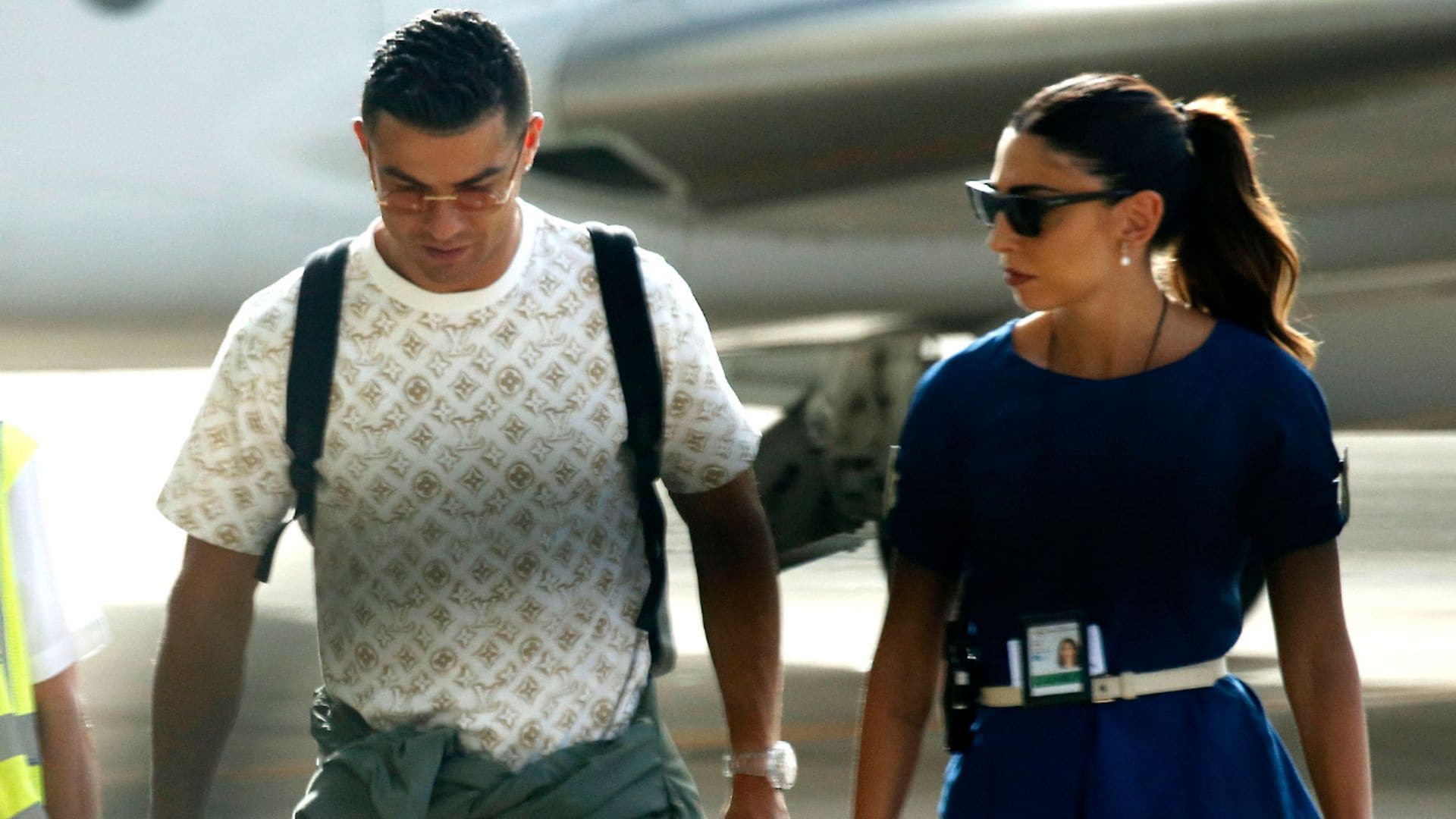 Cristiano Ronaldo desembarca en Cerdeña con ¡una doble de Georgina!