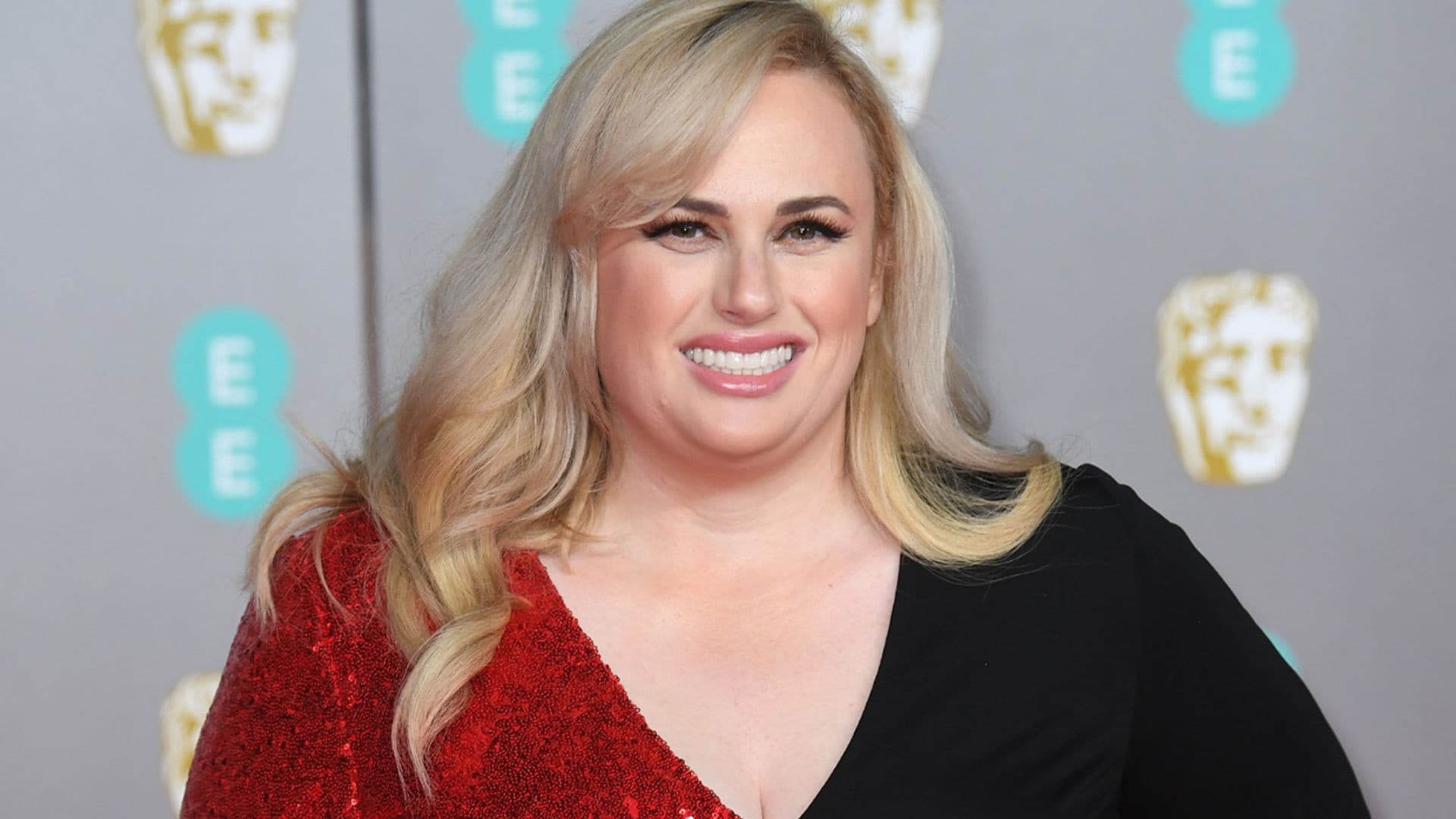 El espectacular cambio físico de Rebel Wilson tras perder 30 kilos