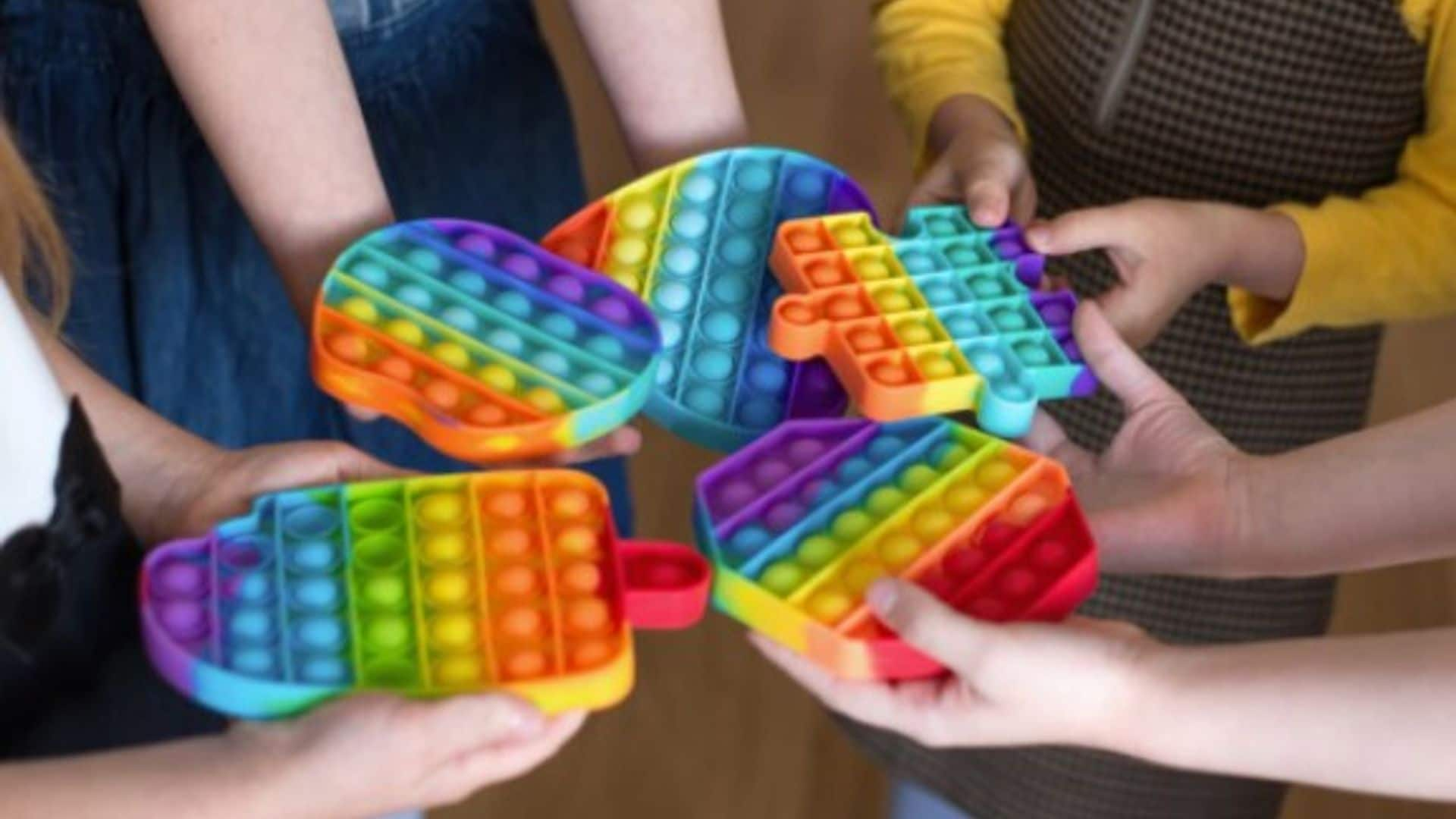 ‘Fidgets Toys’: los juguetes antiestrés de moda entre los niños