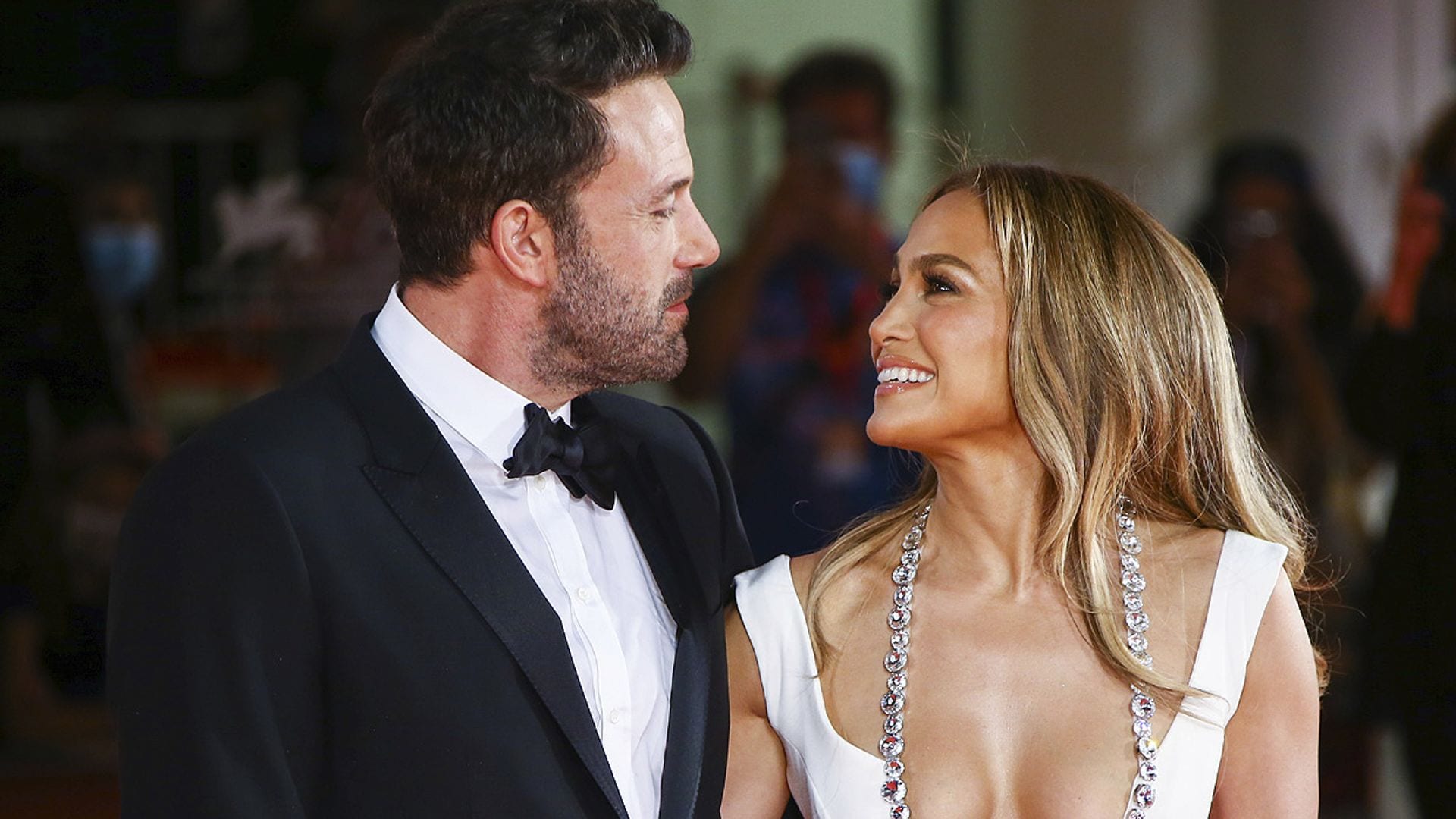 El año en el que todo cambió para Jennifer Lopez y Ben Affleck: de la primera foto juntos al 'sí, quiero'