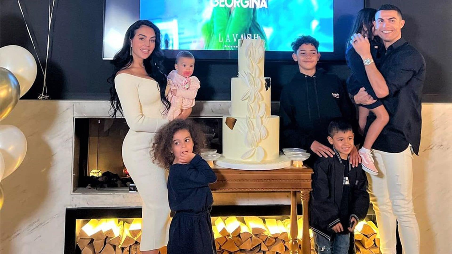 Georgina y sus 5 hijos: el mejor regalo de Cristiano por su 38 cumpleaños en un momento especialmente difícil