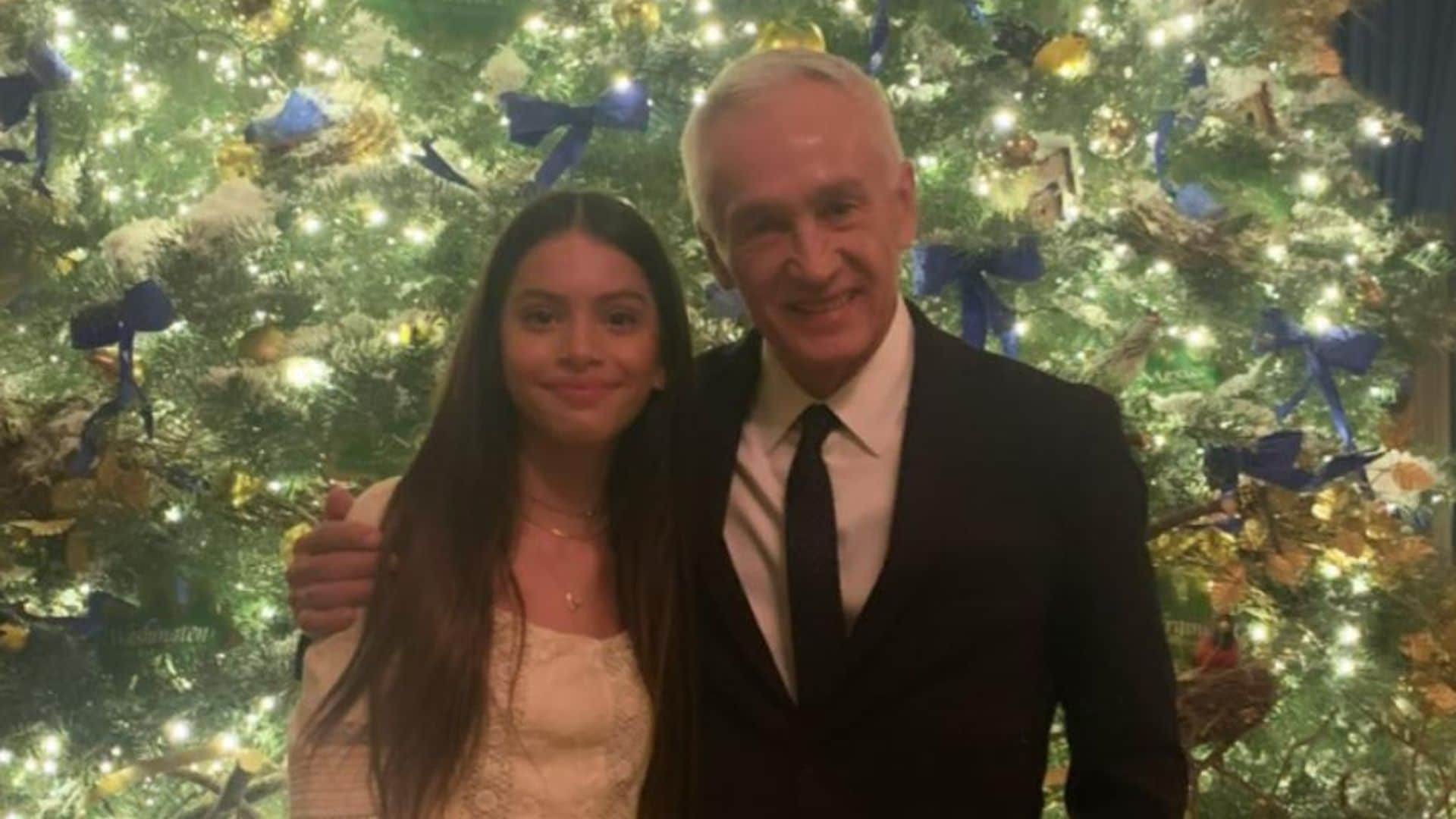 Acompañda por Jorge Ramos, la hija de ‘Chiqui’ Delgado, acude a su primera cena en la Casa Blanca