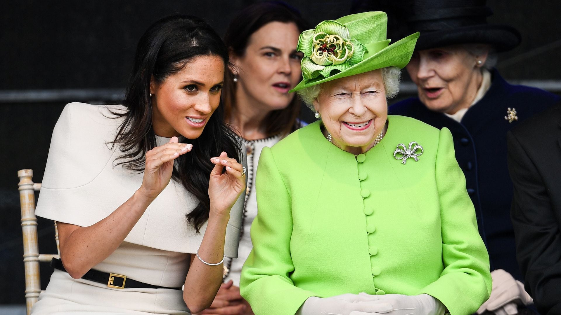 La reina Isabel con Meghan Markle