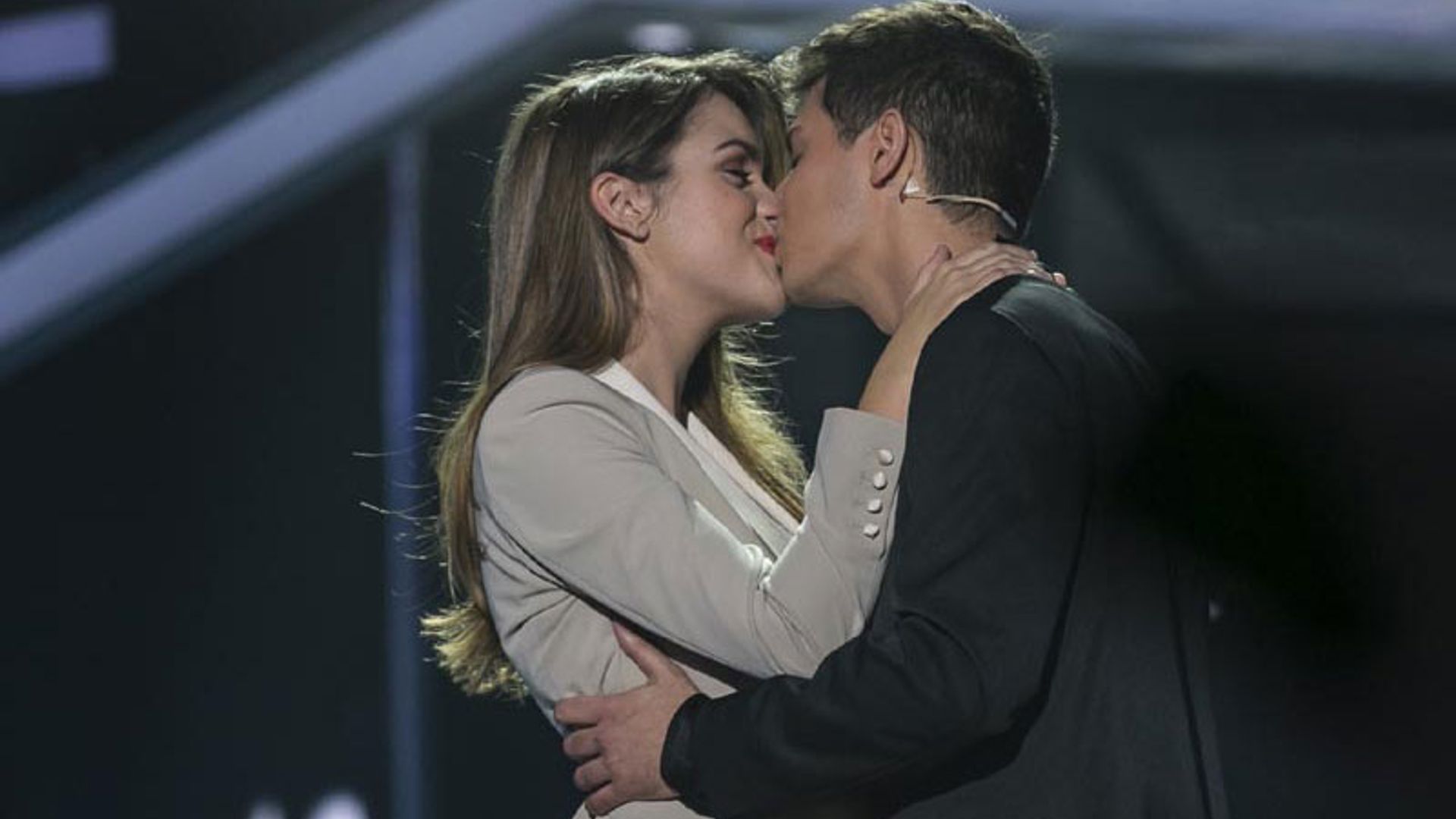 Amaia y Alfred se reúnen con la artista que propició que el amor surgiera entre ellos