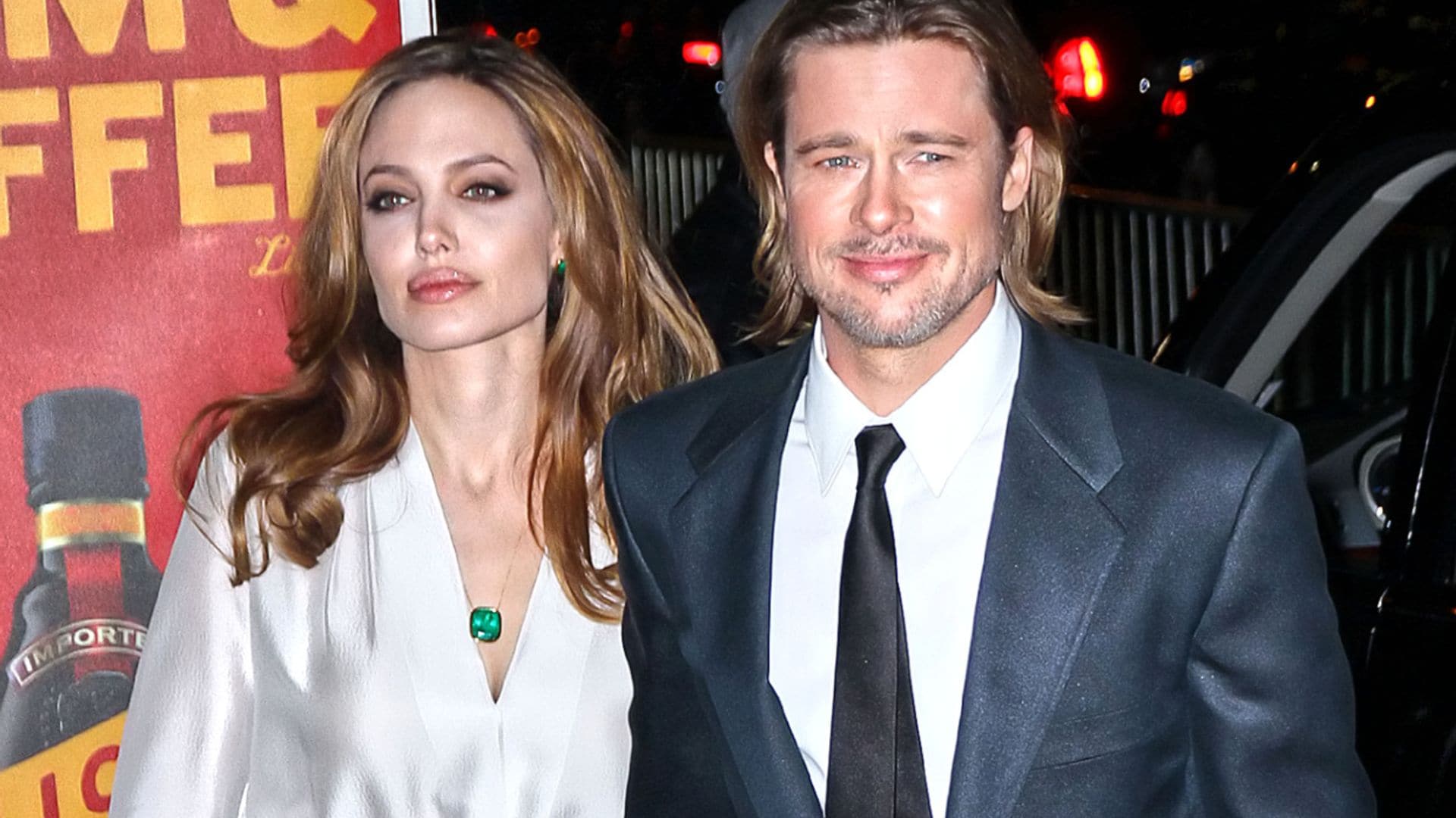 Angelina Jolie aviva su enfrentamiento con Brad Pitt acusándole de actuar como 'un niño petulante'