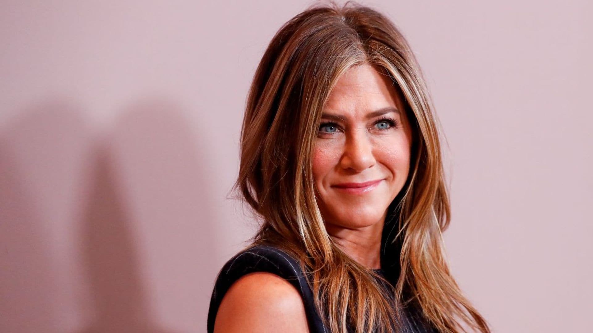 Jennifer Aniston da una sorpresa a sus fans en un escenario insuperable