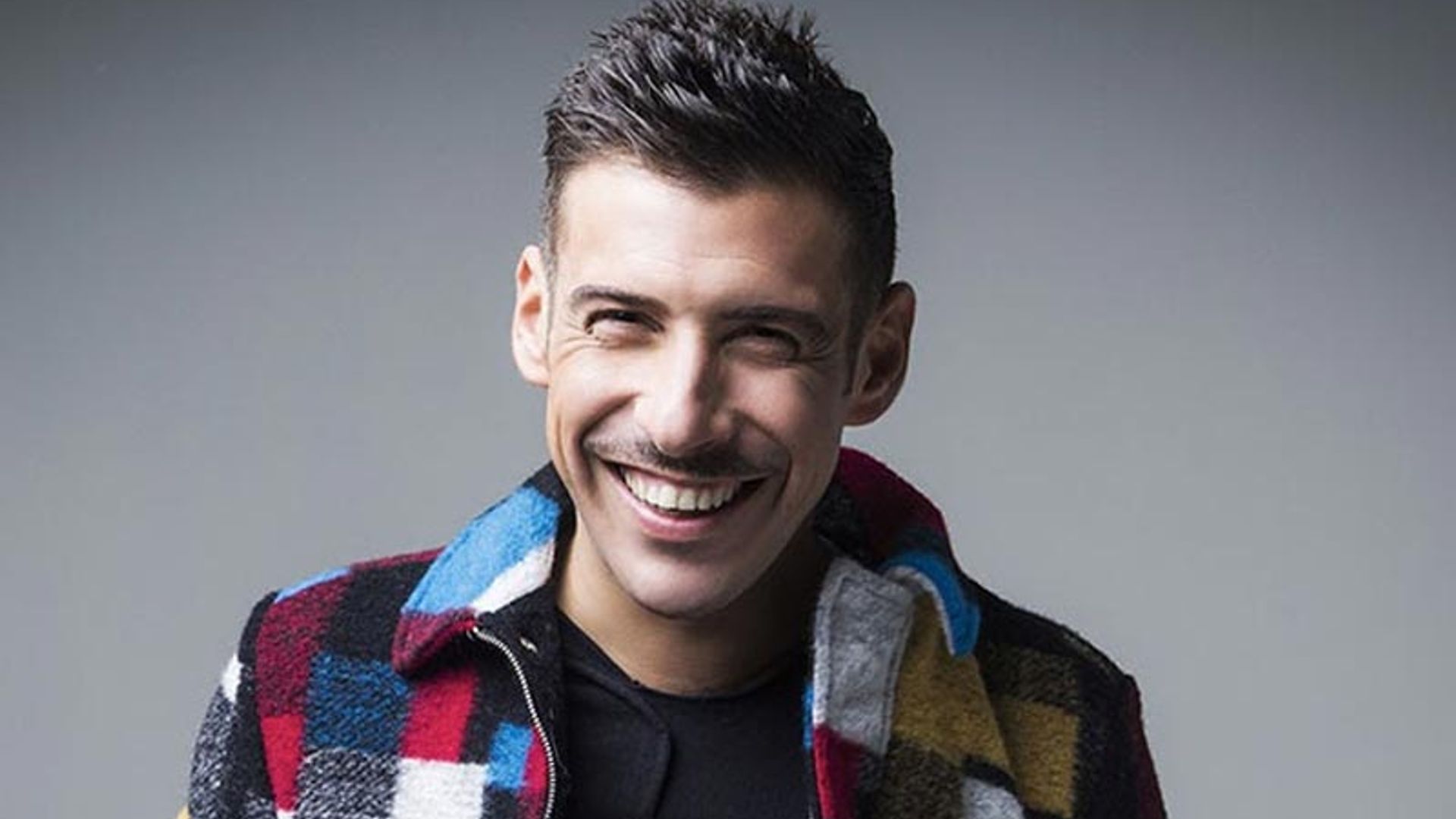 Francesco Gabbani, representante italiano en Eurovisión y gran favorito, hace historia