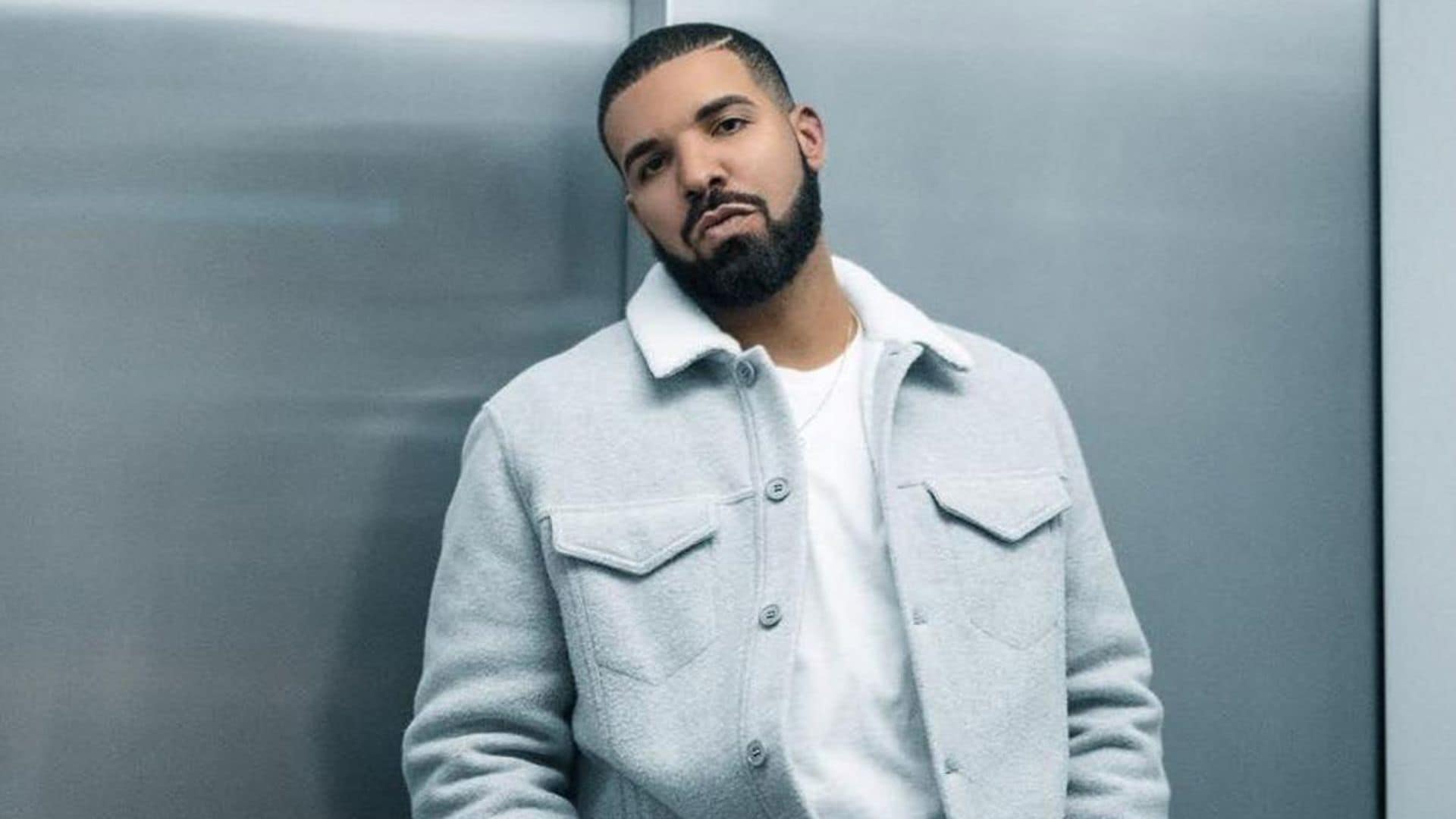 Una mujer armada intenta colarse en la casa de Drake