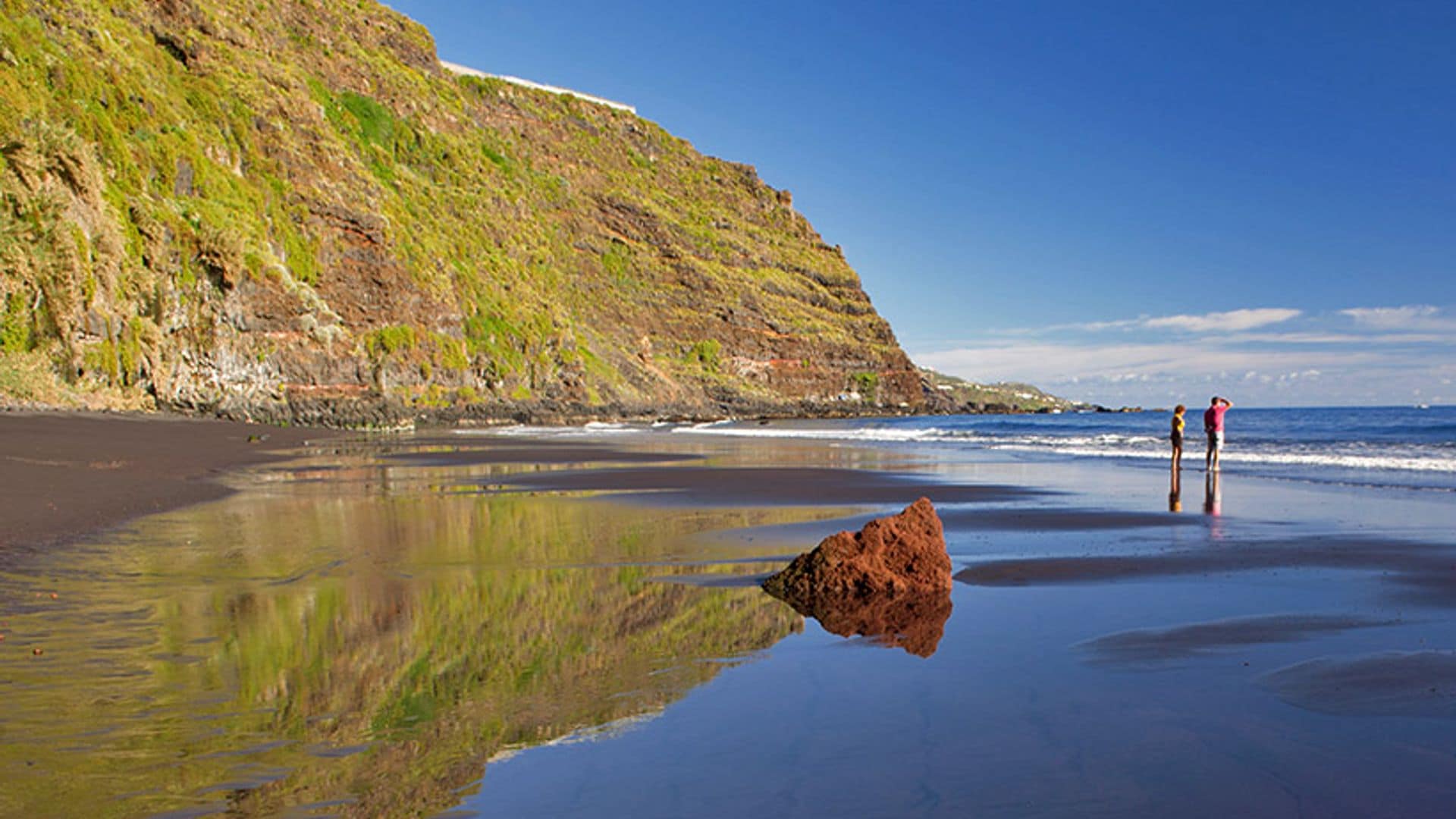 Las playas perfectas de La Palma son de arena negra