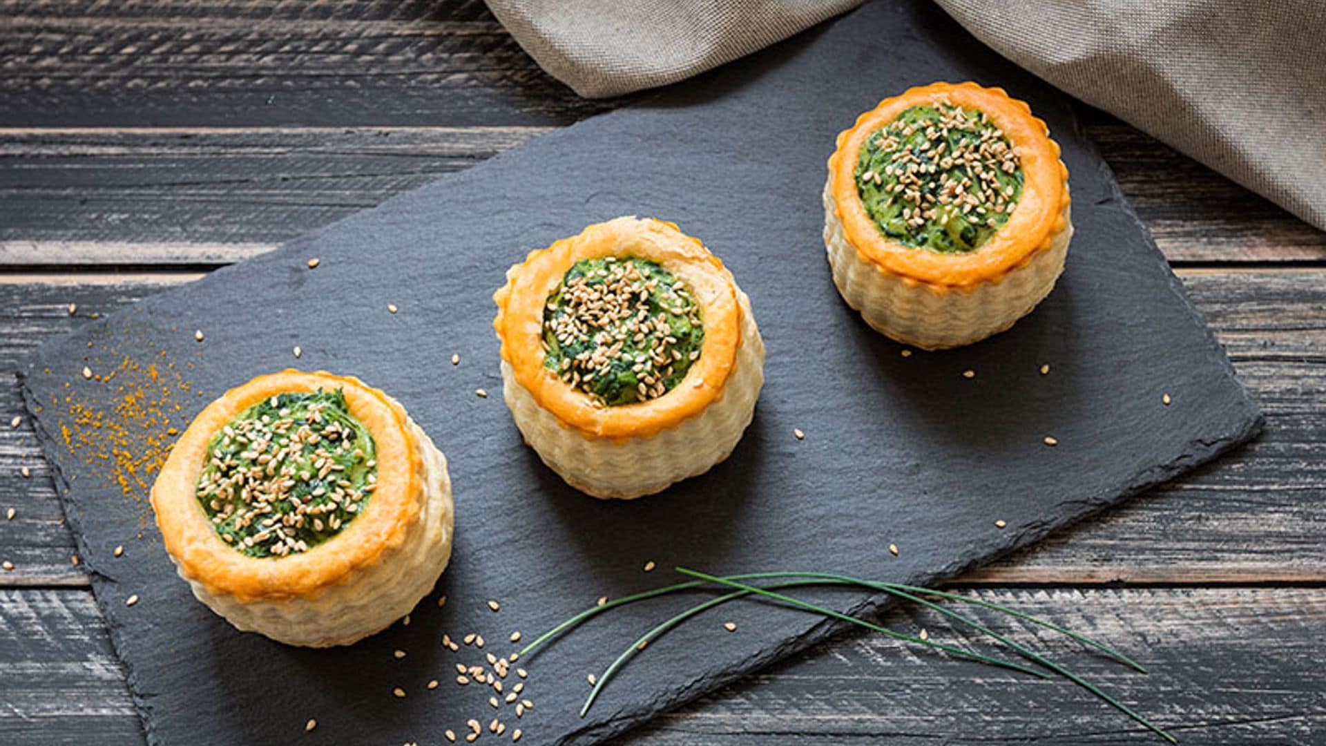 Tartaletas rellenas de espinacas a la crema